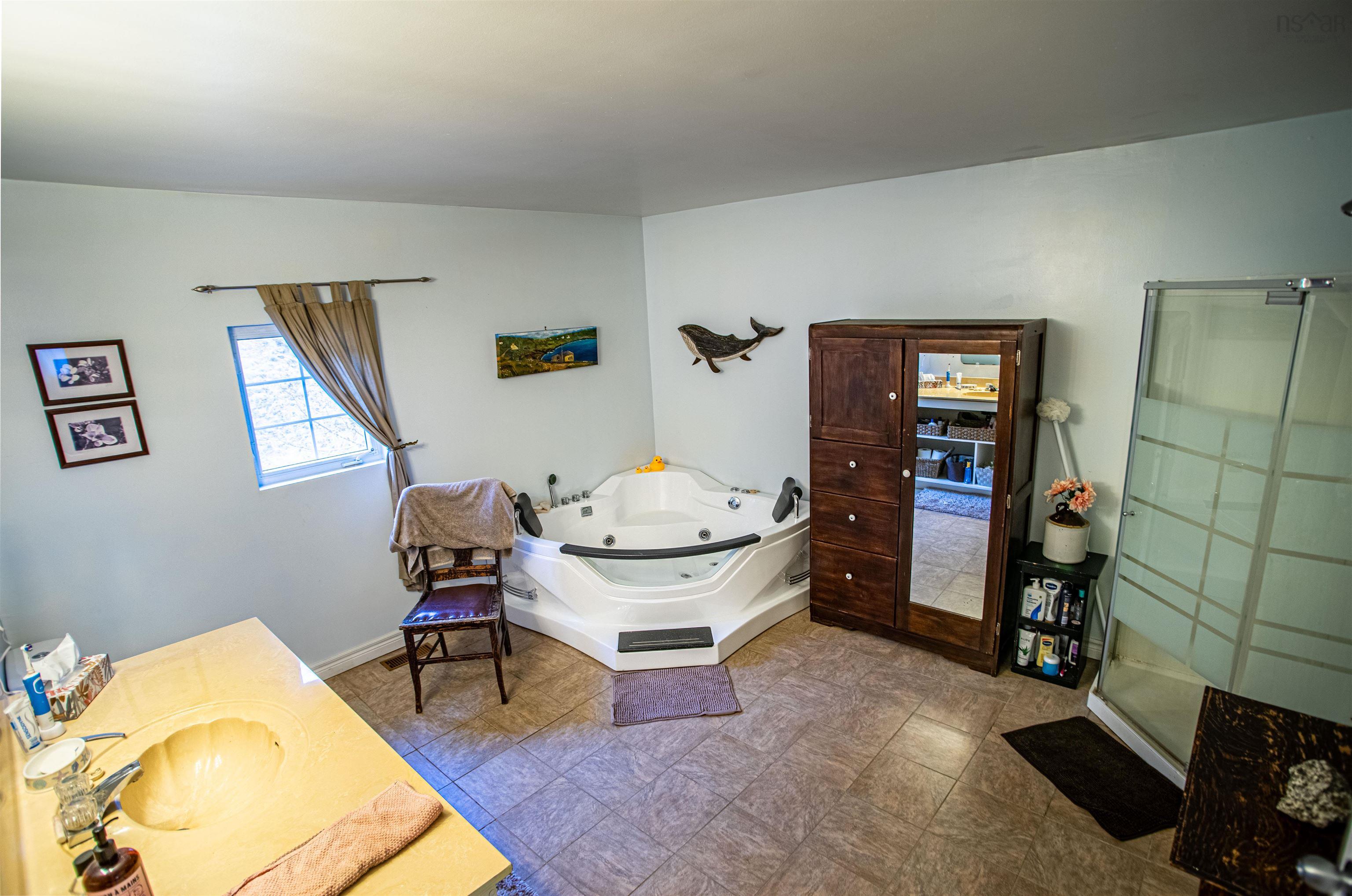 $289,000.00: 3681 Highway 217, East Ferry