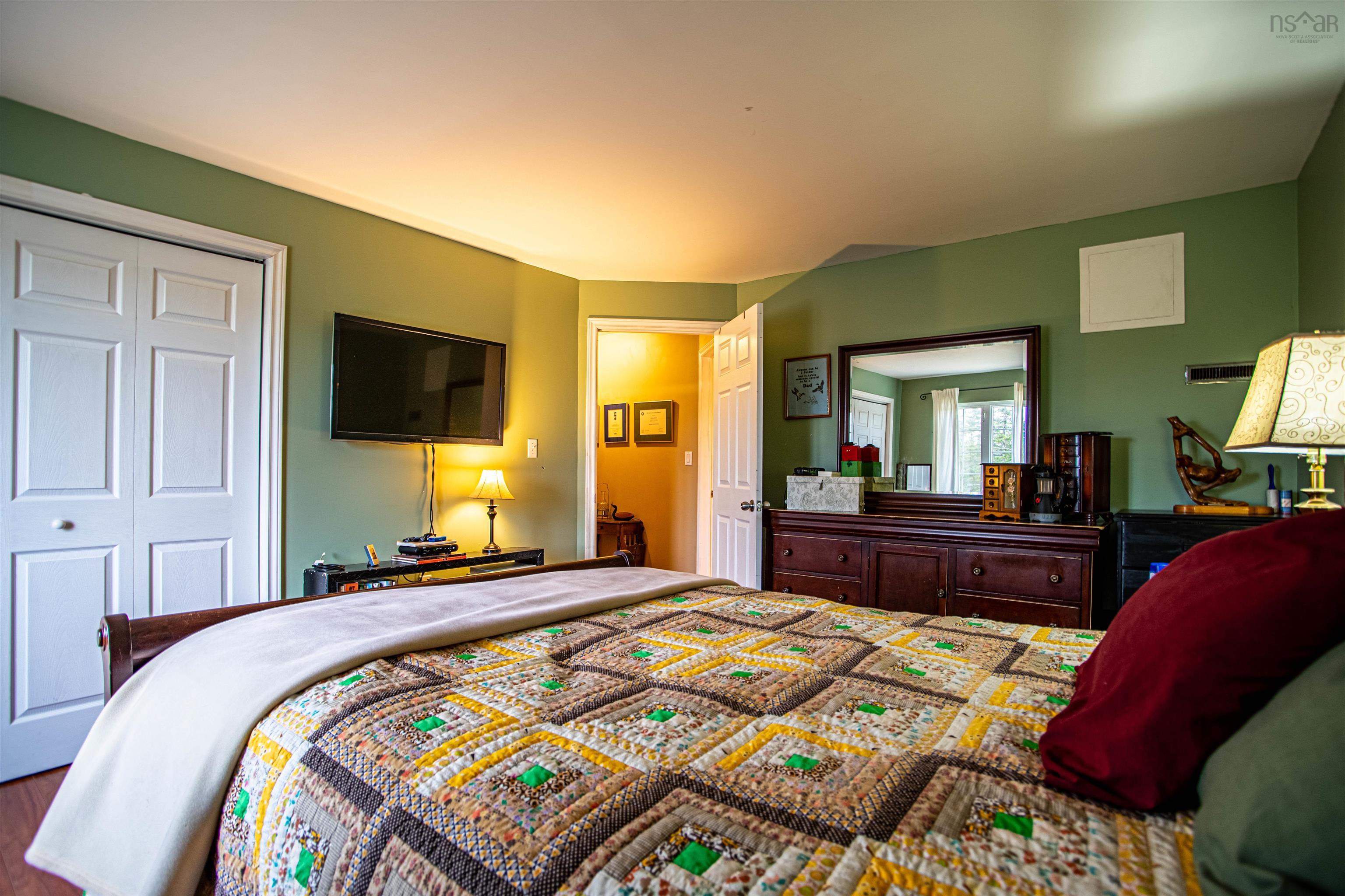 $289,000.00: 3681 Highway 217, East Ferry