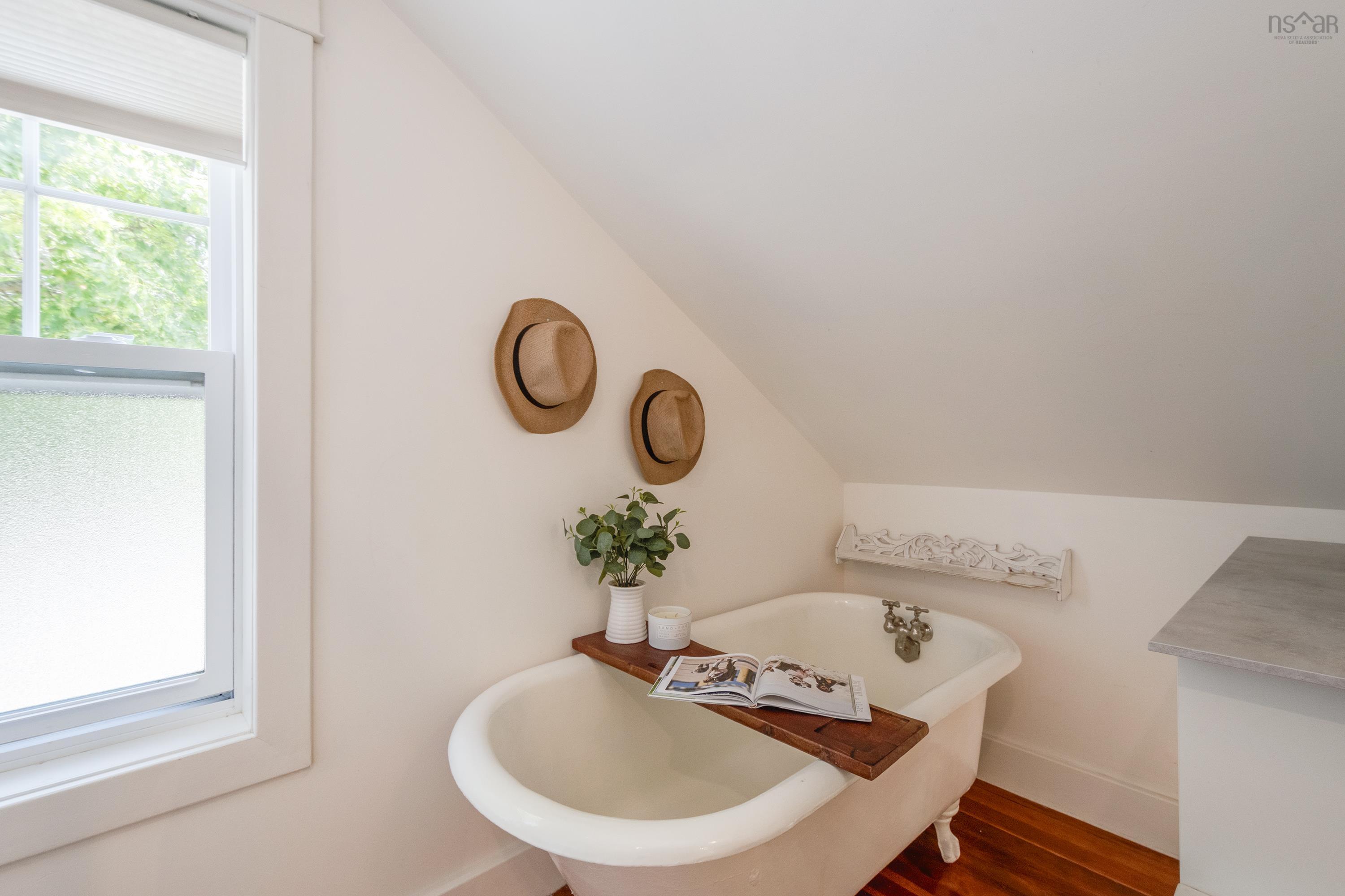 $649,900.00: 6105 Leeds Street, Halifax