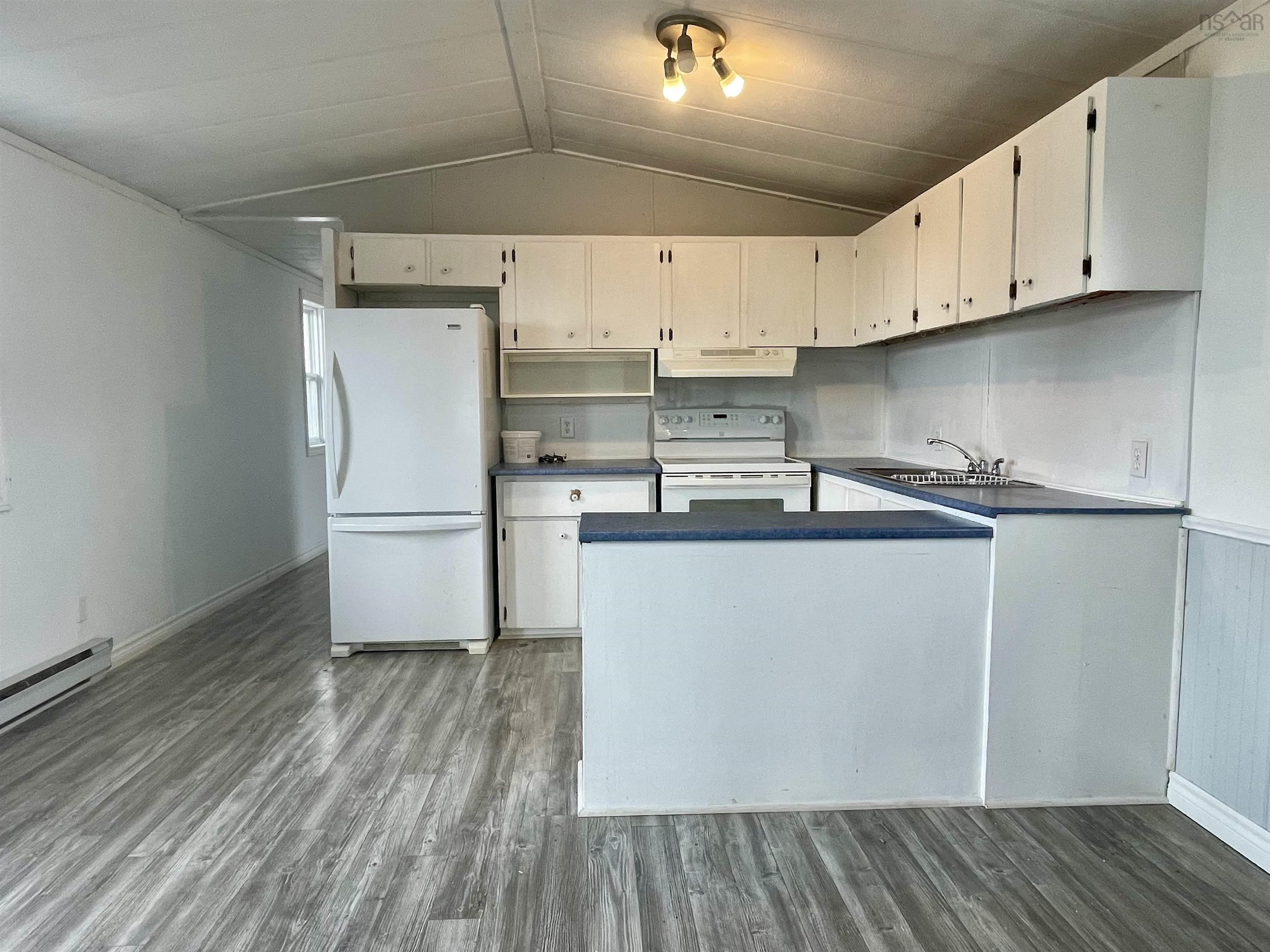 $149,900.00: 44 Chapel Street, Springhill