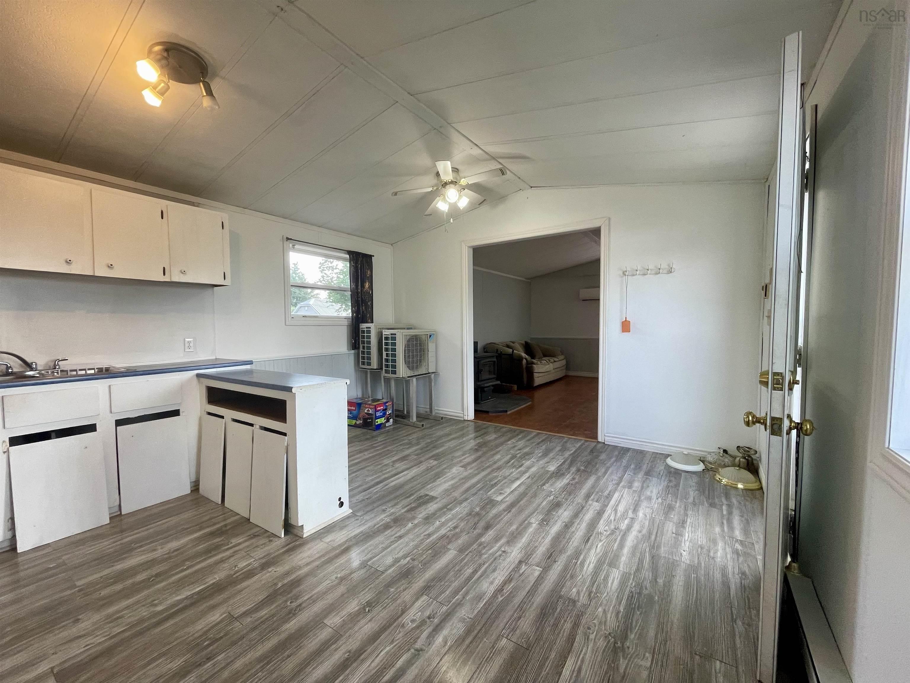 $149,900.00: 44 Chapel Street, Springhill