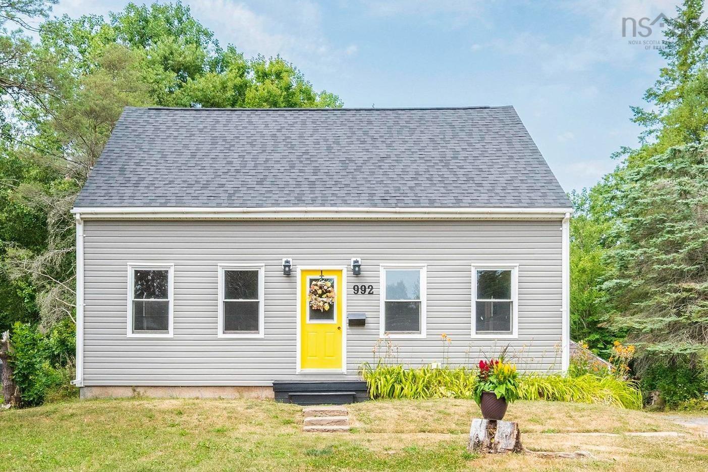 $325,000.00: 992 Marie Court, North Kentville