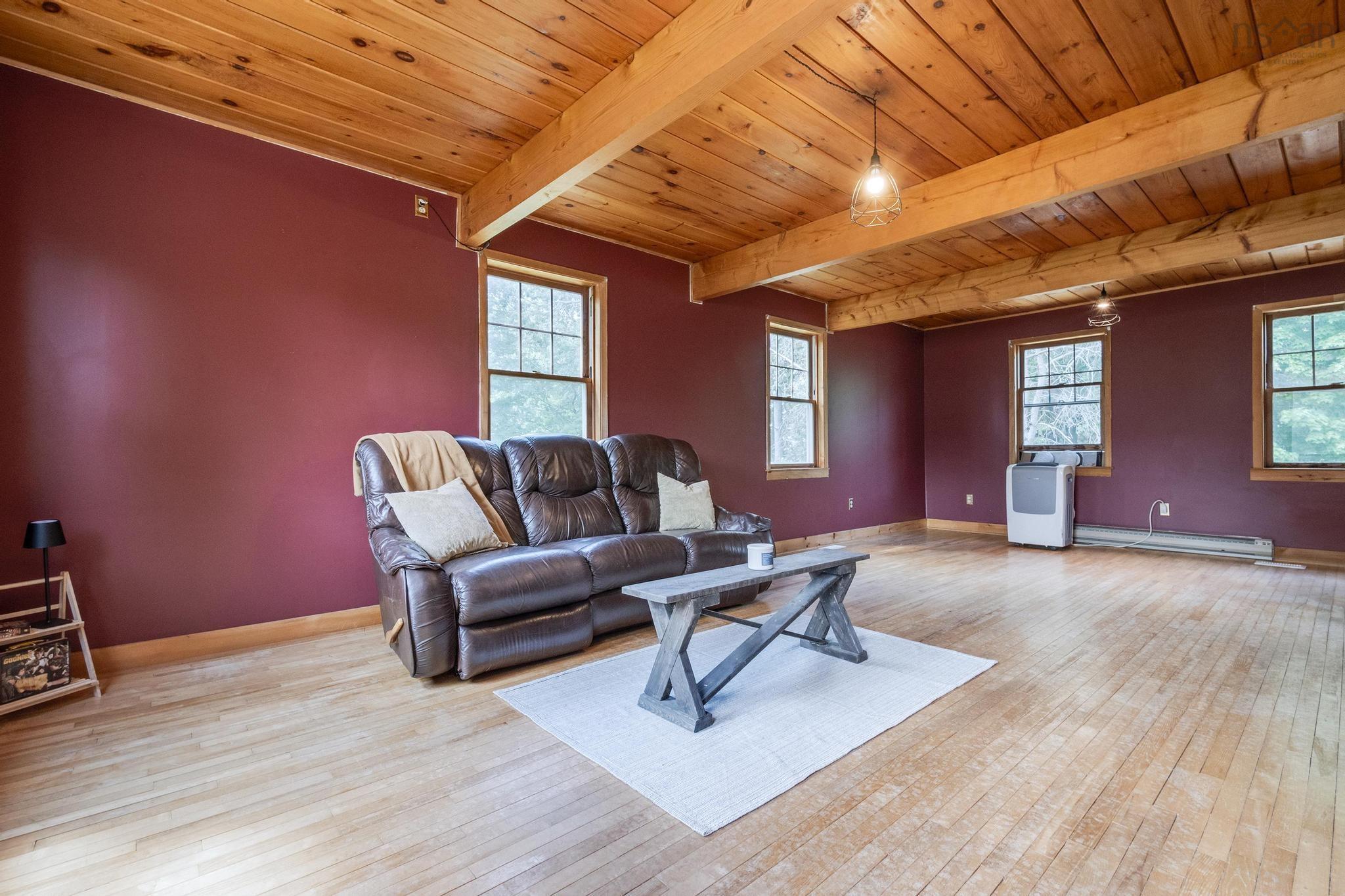 $325,000.00: 992 Marie Court, North Kentville