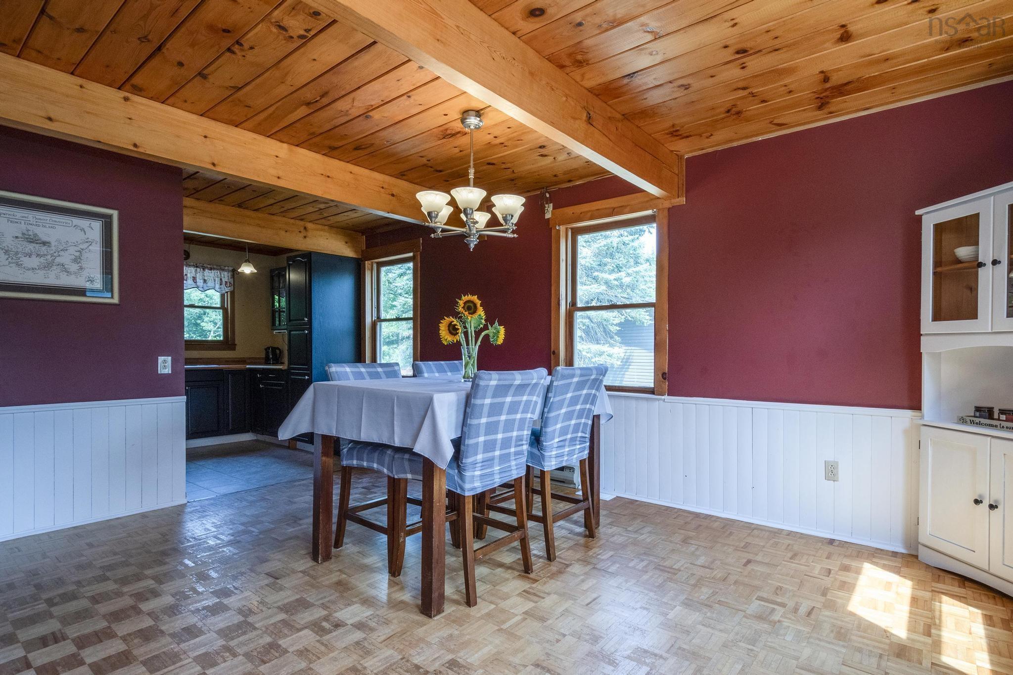 $325,000.00: 992 Marie Court, North Kentville