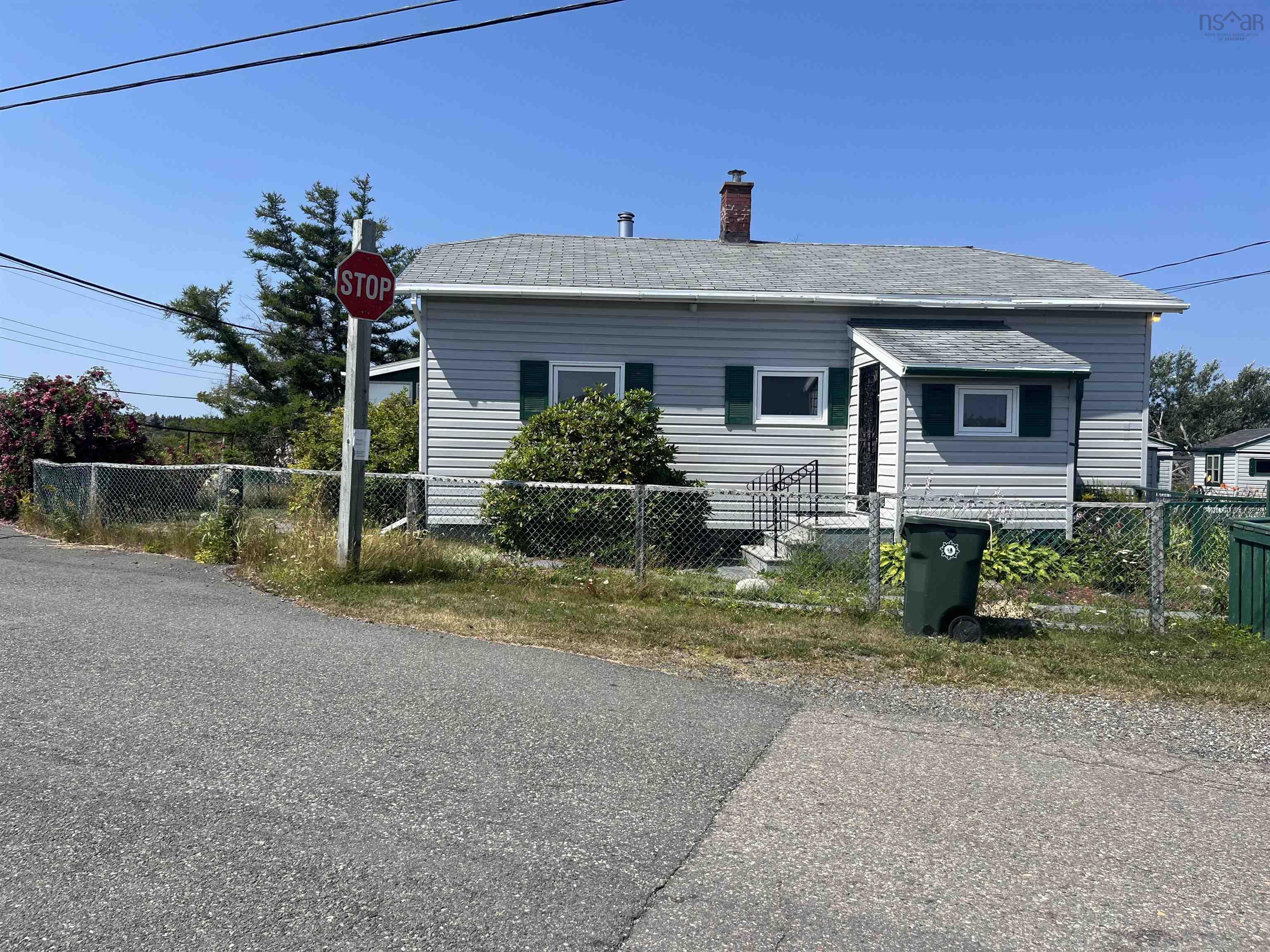 $149,000.00: 742 Donkin Highway, Donkin