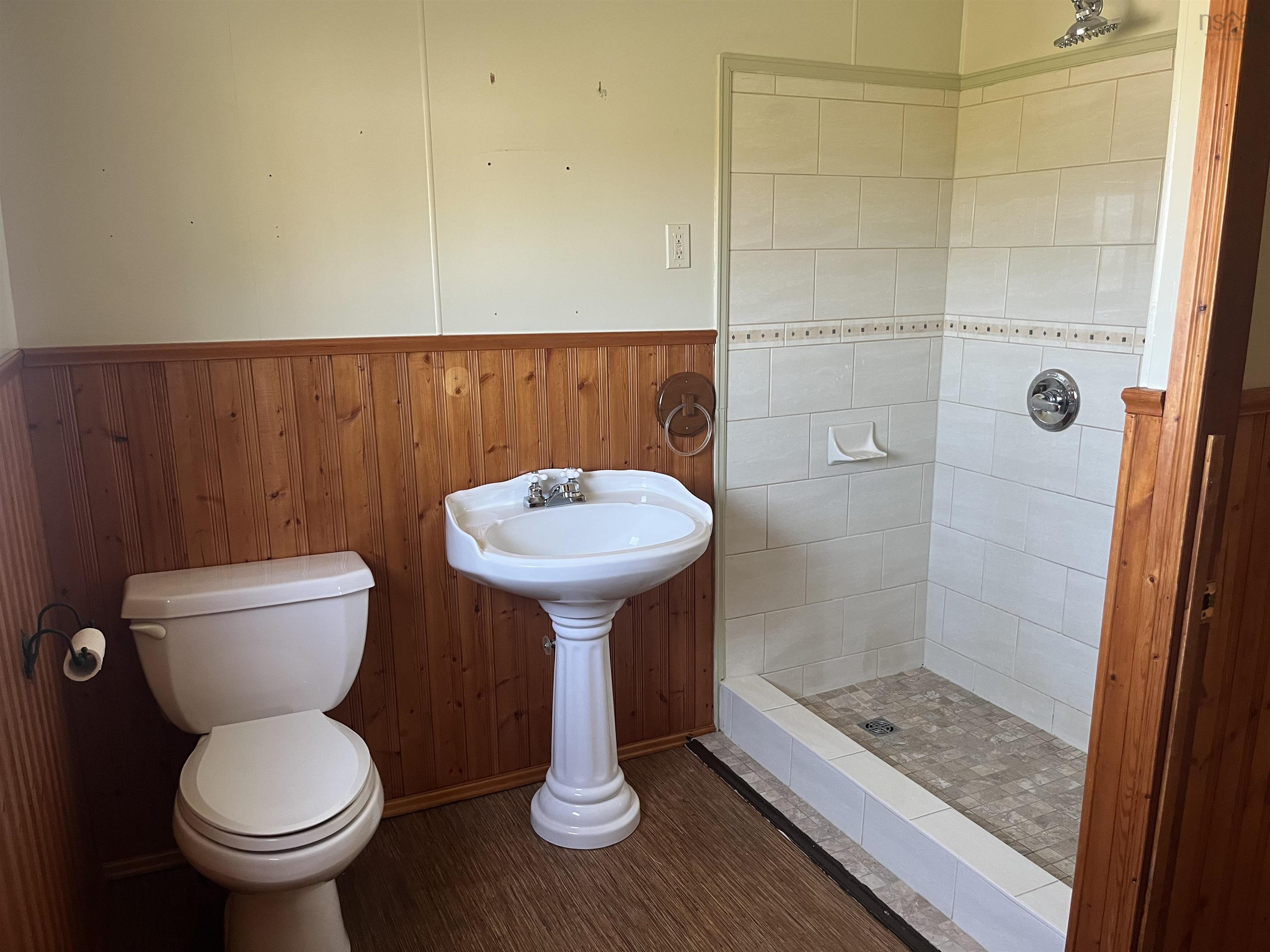 $149,000.00: 742 Donkin Highway, Donkin