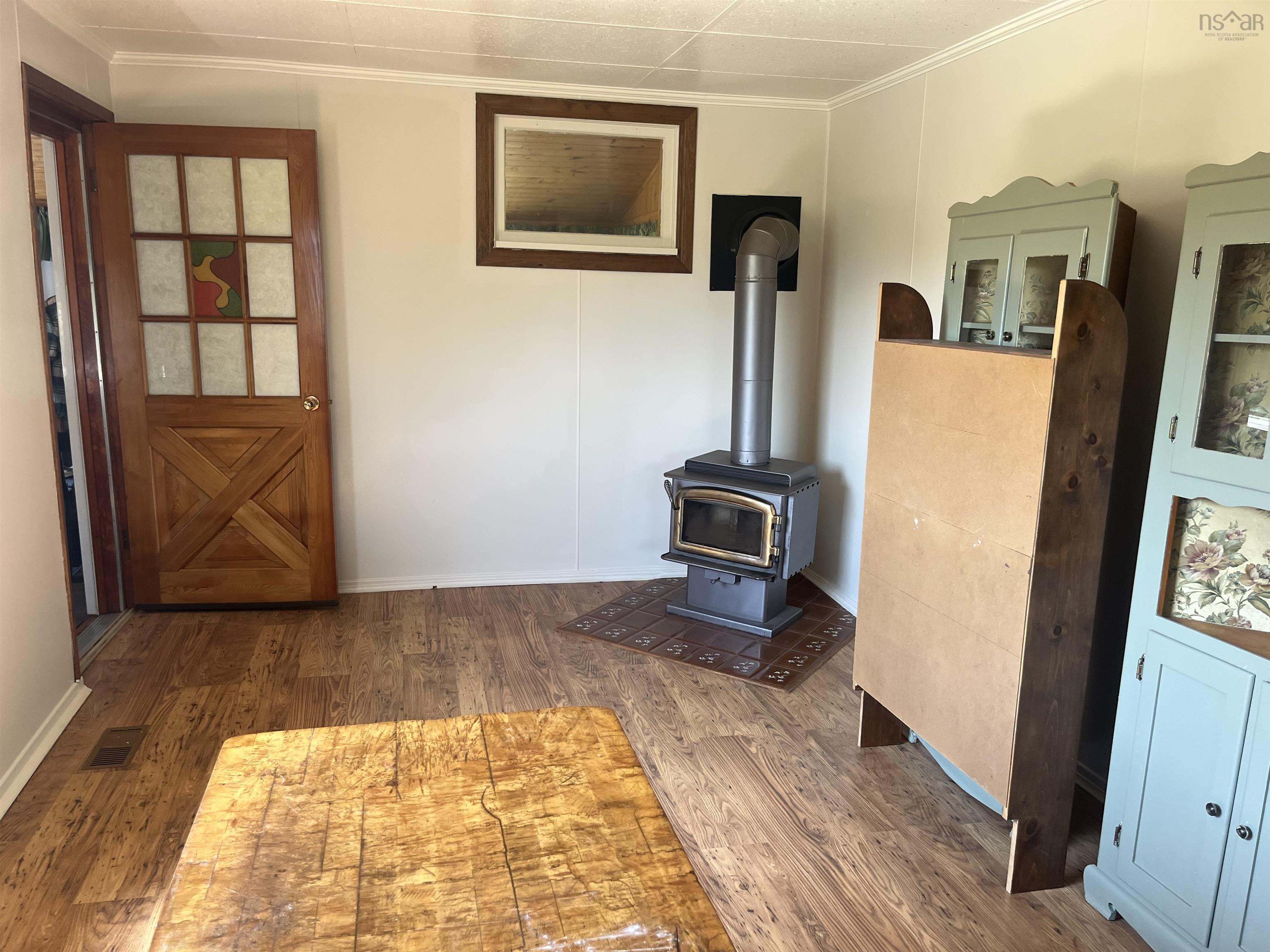 $149,000.00: 742 Donkin Highway, Donkin