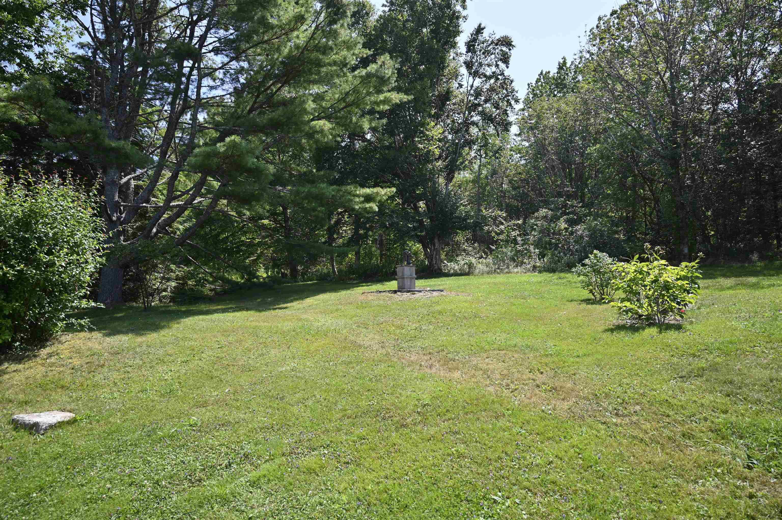 $719,900.00: 9957 Peggys Cove Road, Hackett