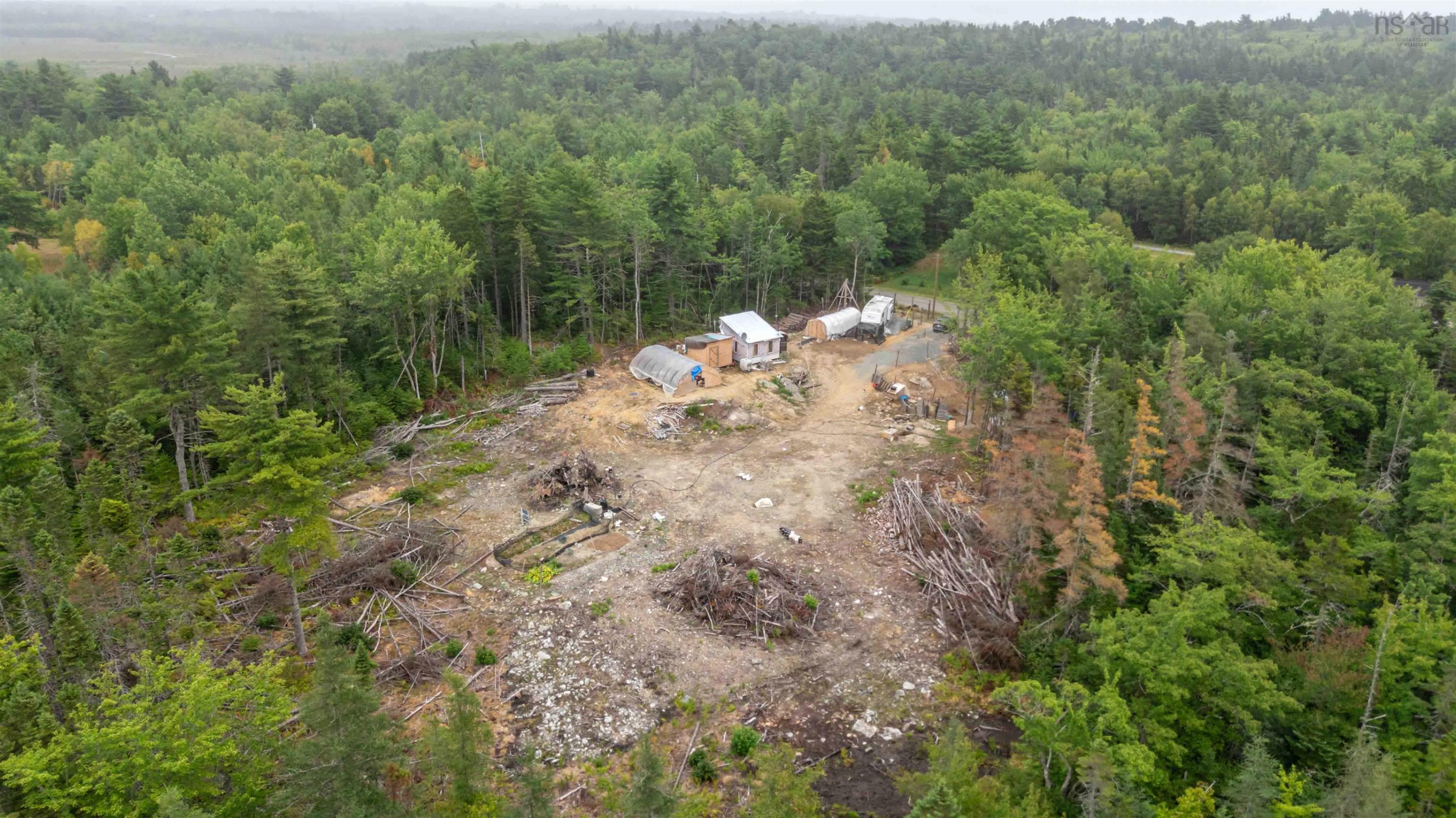 $99,000.00: 100 Llewellyn Loop Road, Middlewood