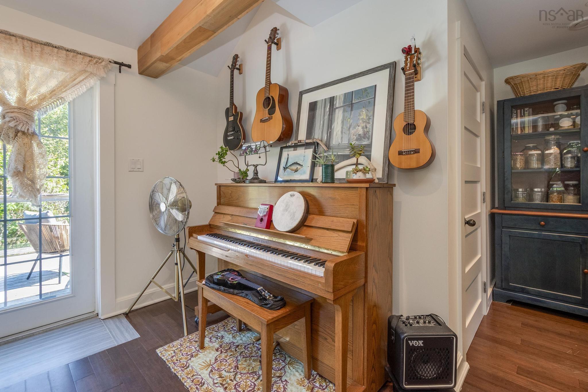 $549,500.00: 67 Pauls Point Road, Hackett