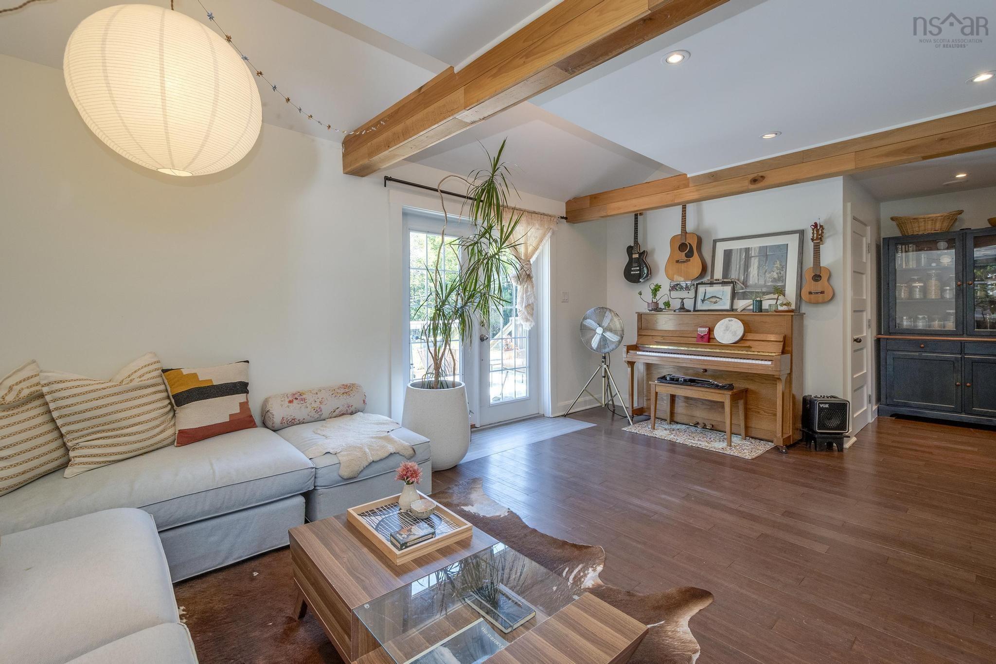 $549,500.00: 67 Pauls Point Road, Hackett