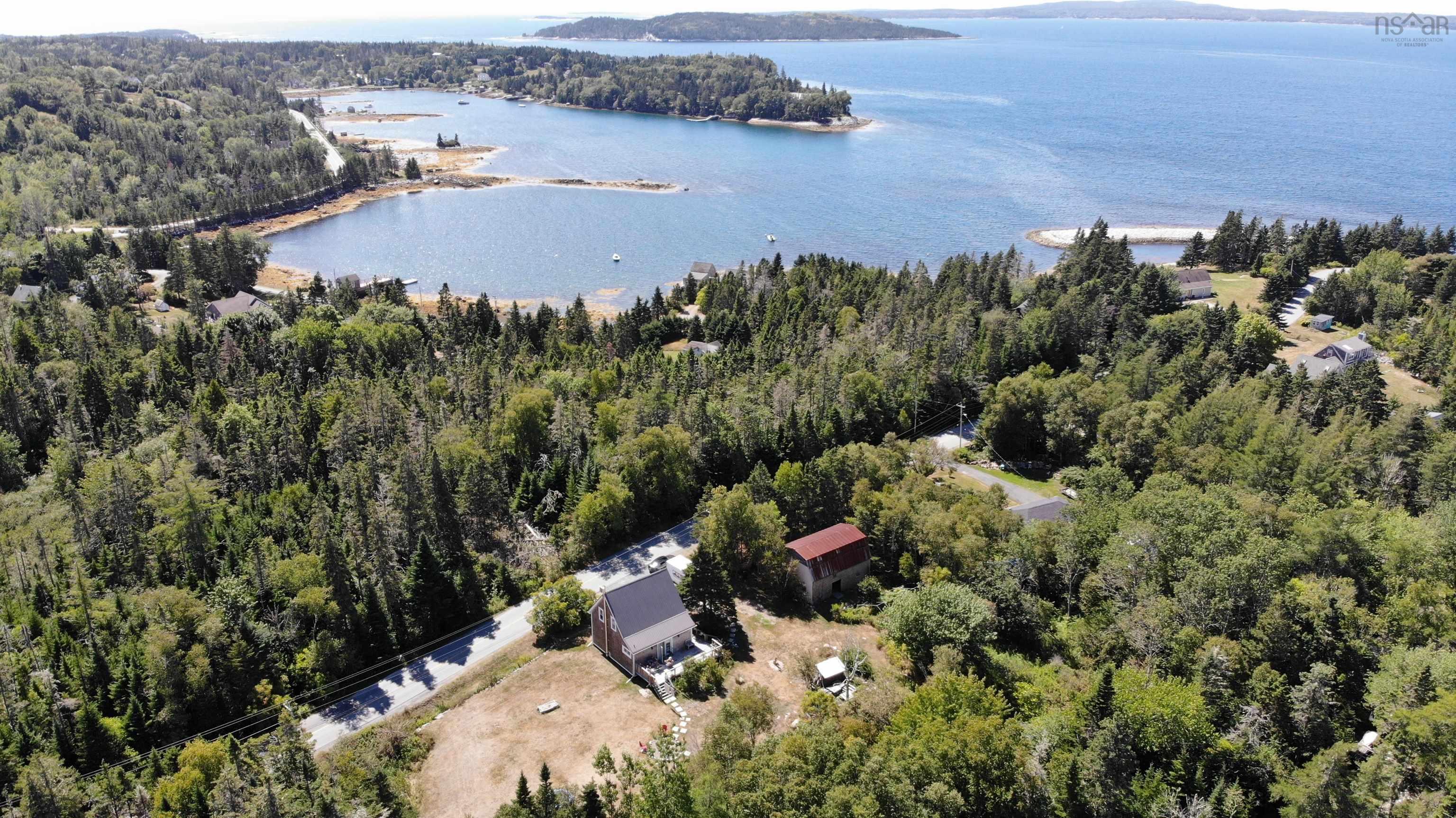 $549,500.00: 67 Pauls Point Road, Hackett