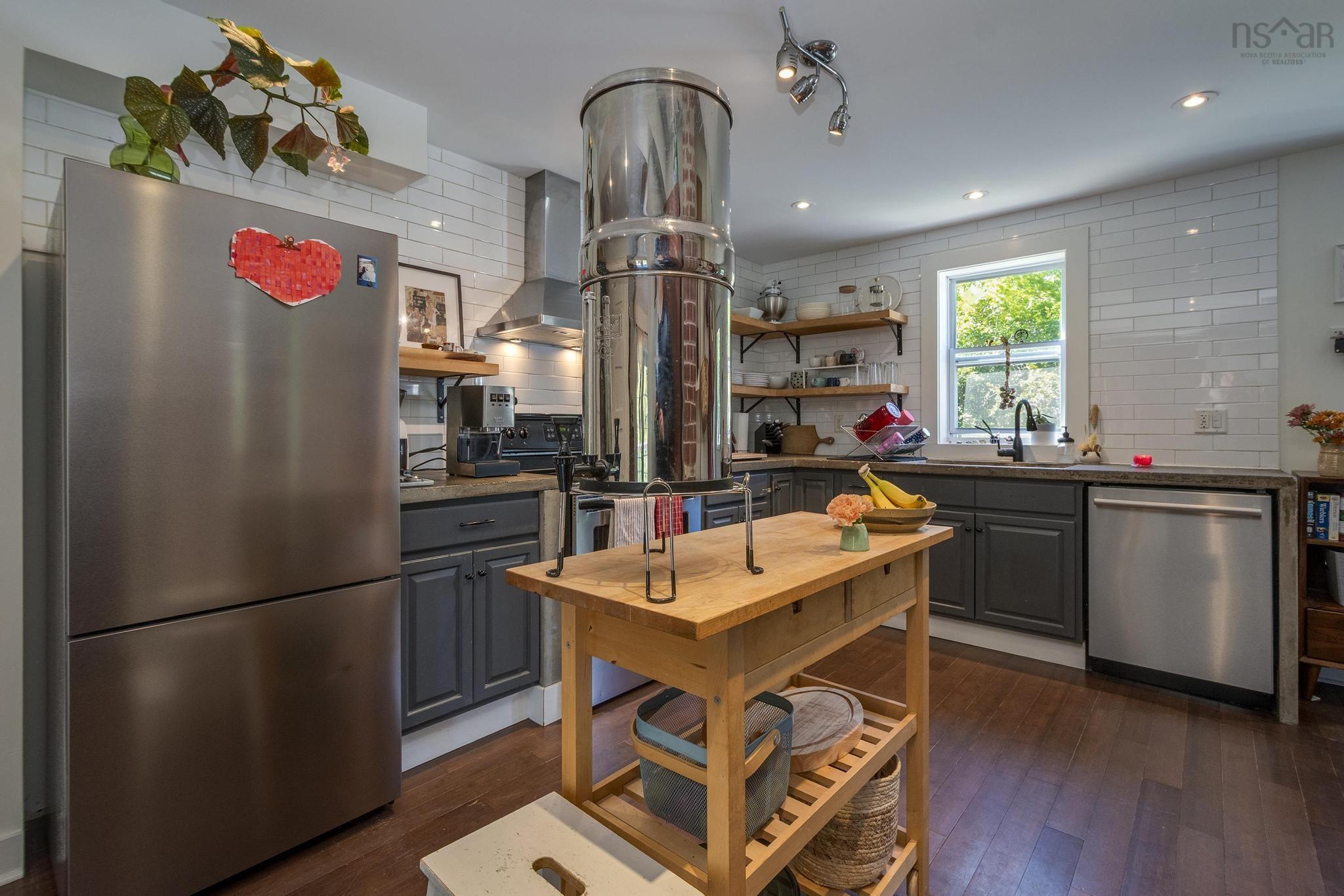 $549,500.00: 67 Pauls Point Road, Hackett