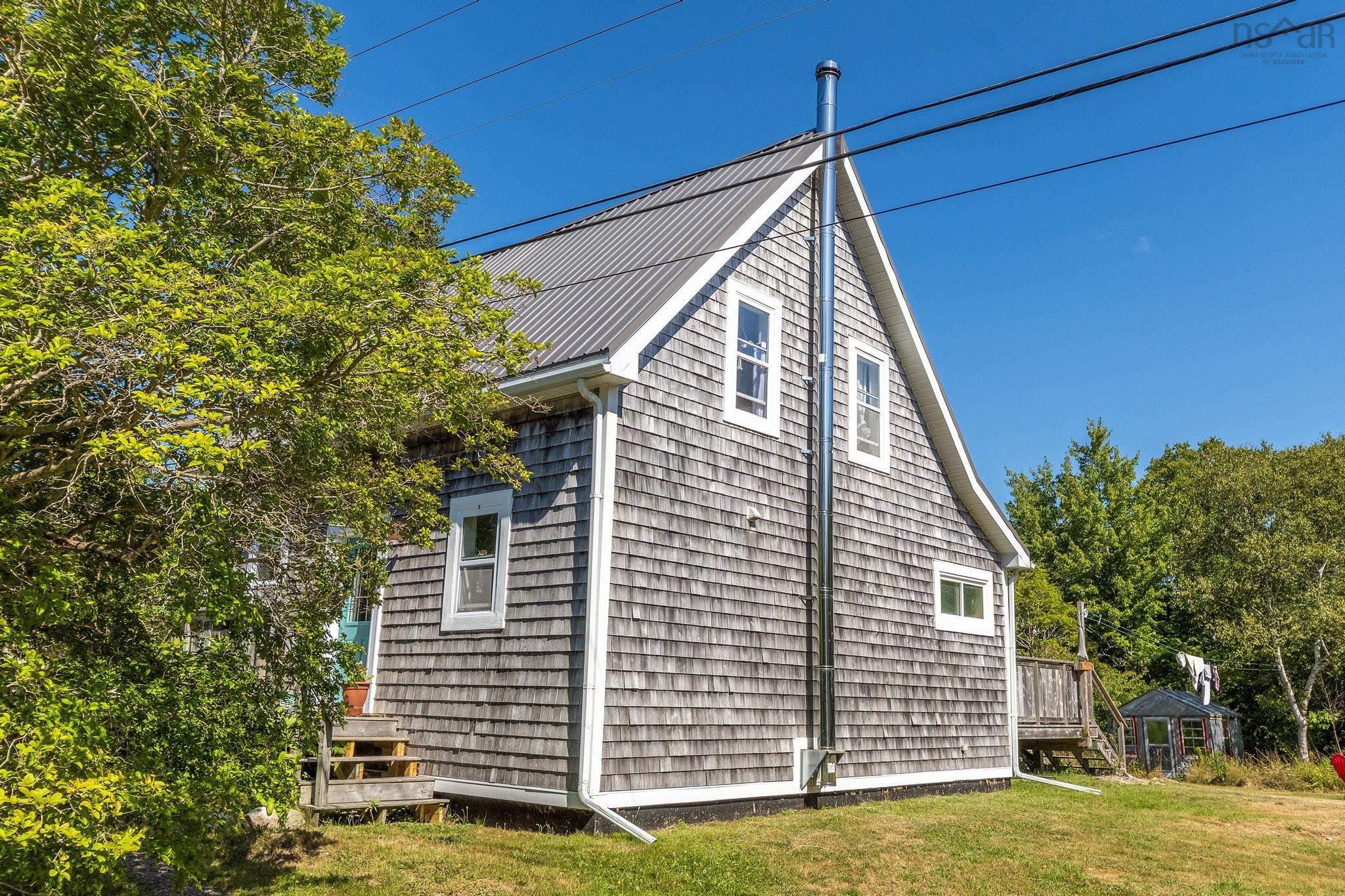 $549,500.00: 67 Pauls Point Road, Hackett