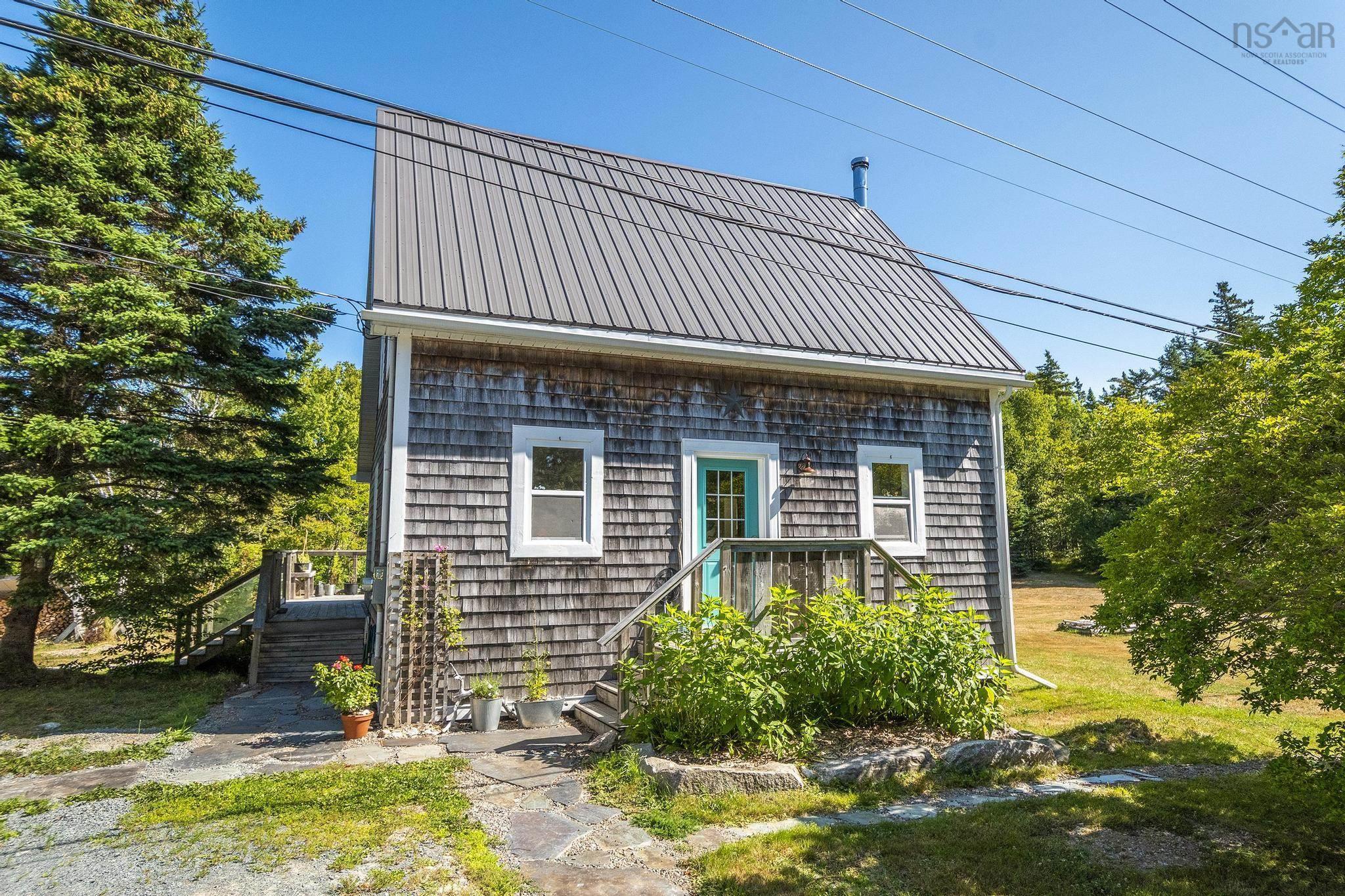 $549,500.00: 67 Pauls Point Road, Hackett