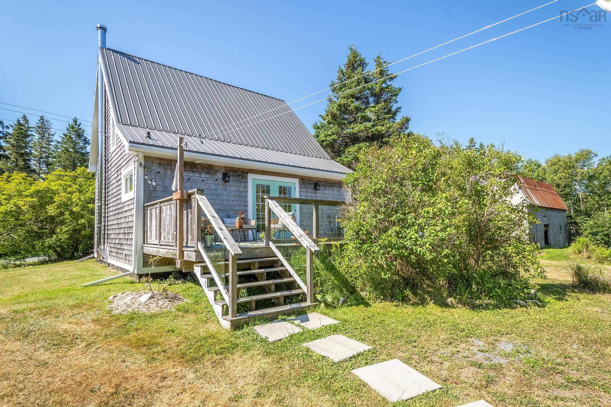 $549,500.00: 67 Pauls Point Road, Hackett