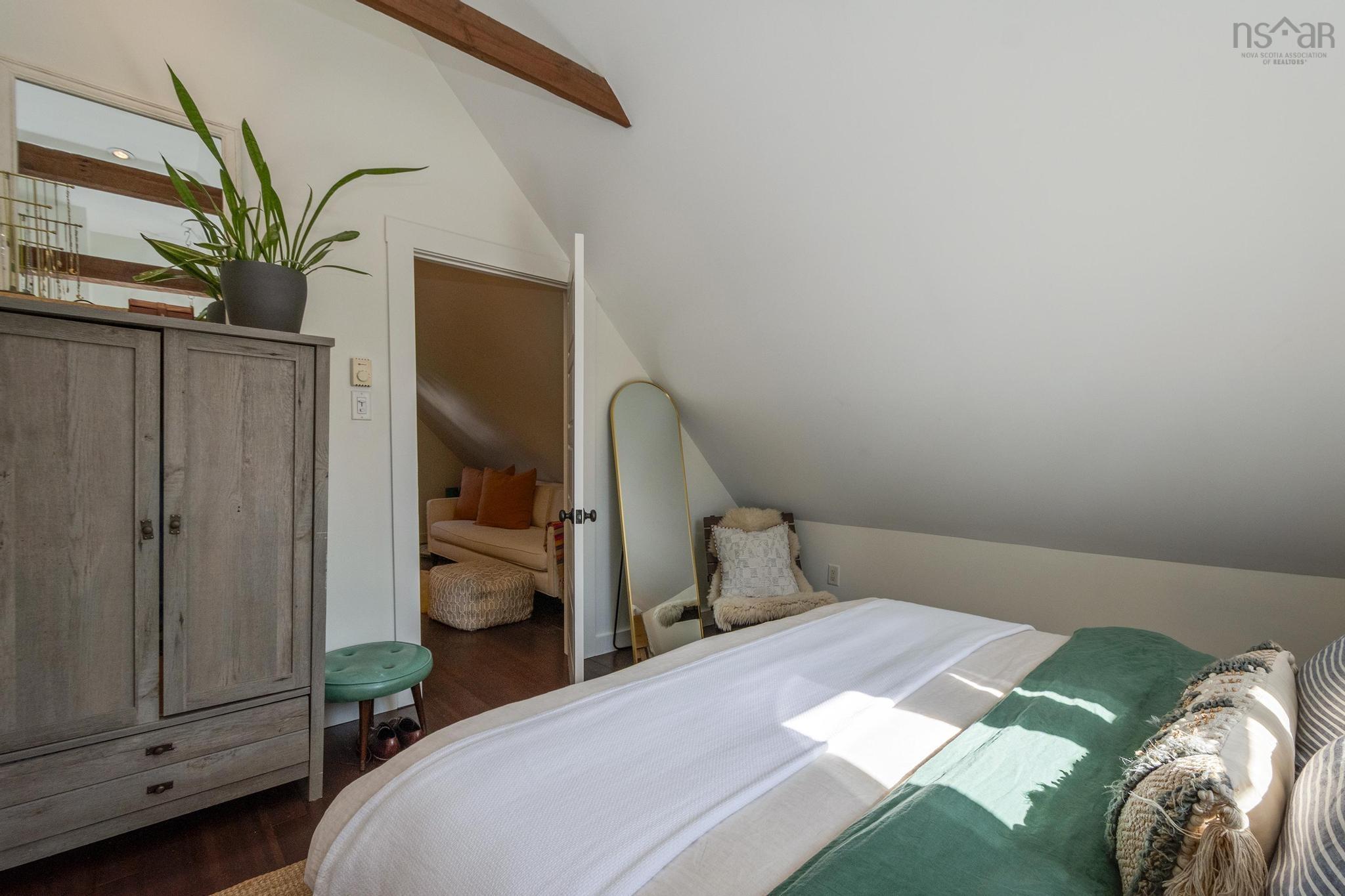 $549,500.00: 67 Pauls Point Road, Hackett