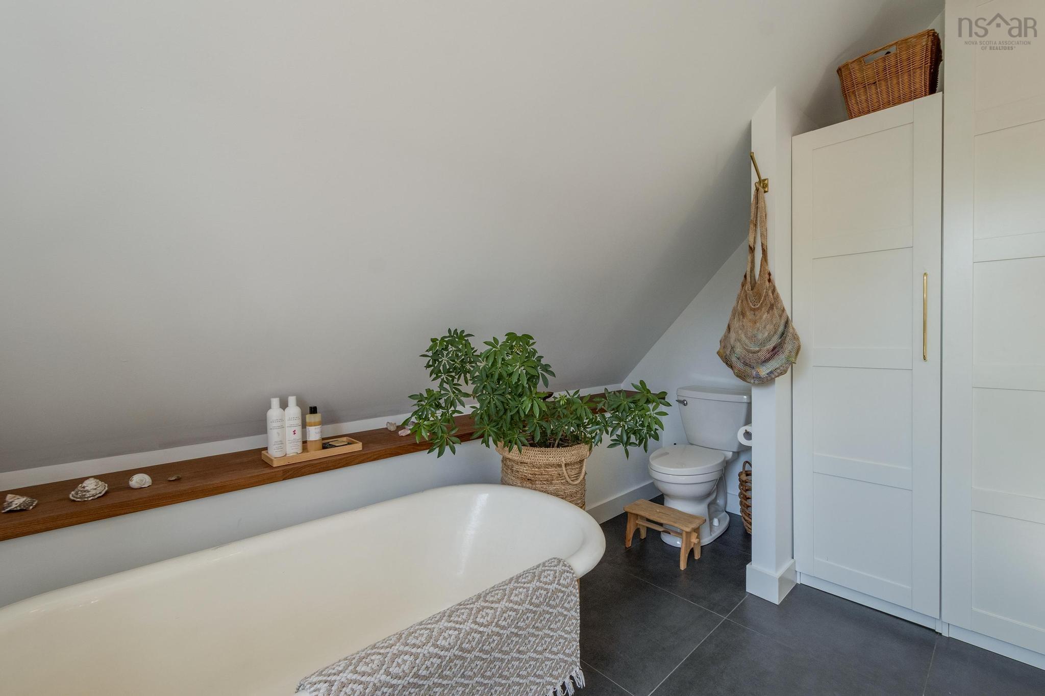 $549,500.00: 67 Pauls Point Road, Hackett