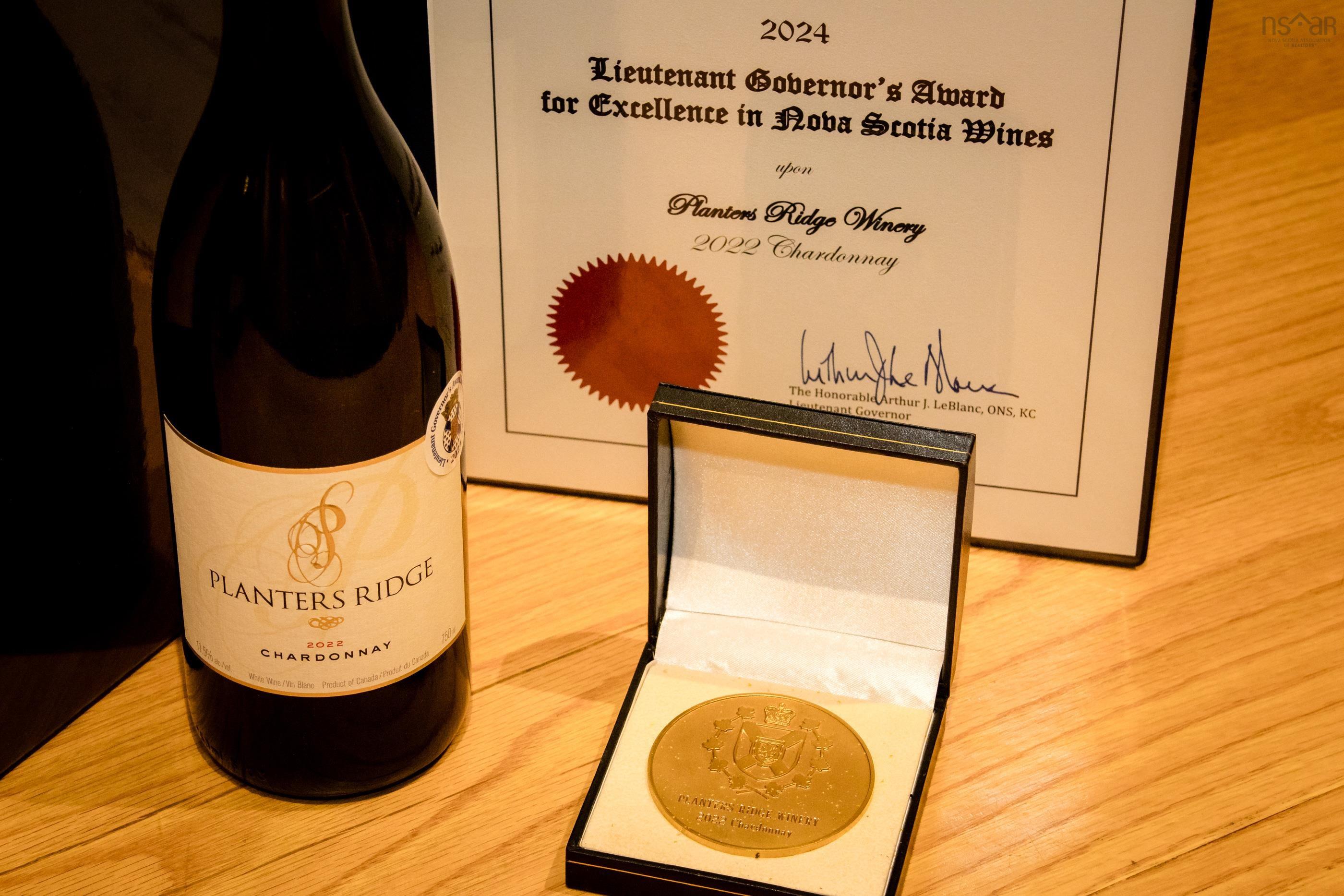 $4,000,000.00: 1441 Church Street, Port Williams