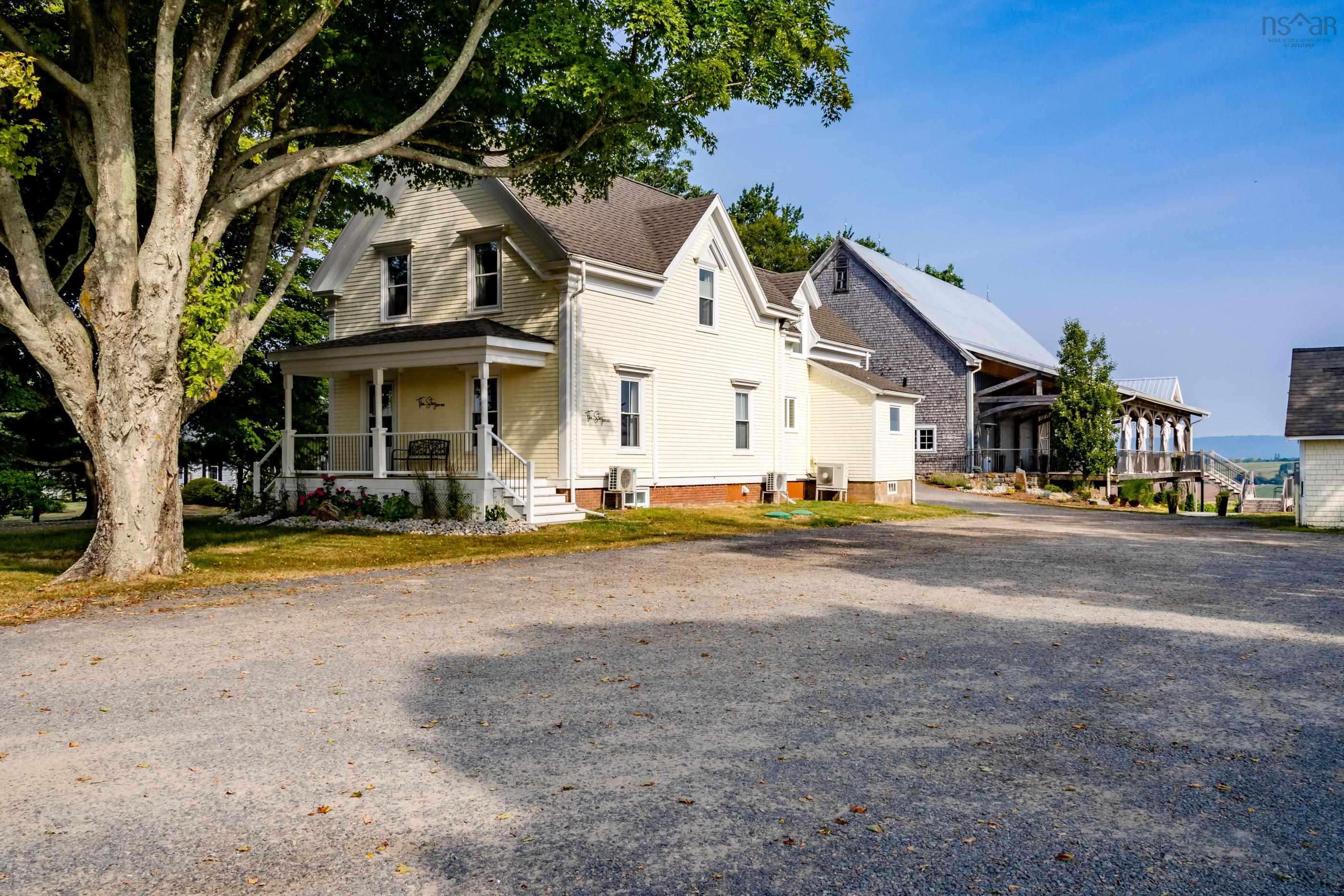 $4,000,000.00: 1441 Church Street, Port Williams