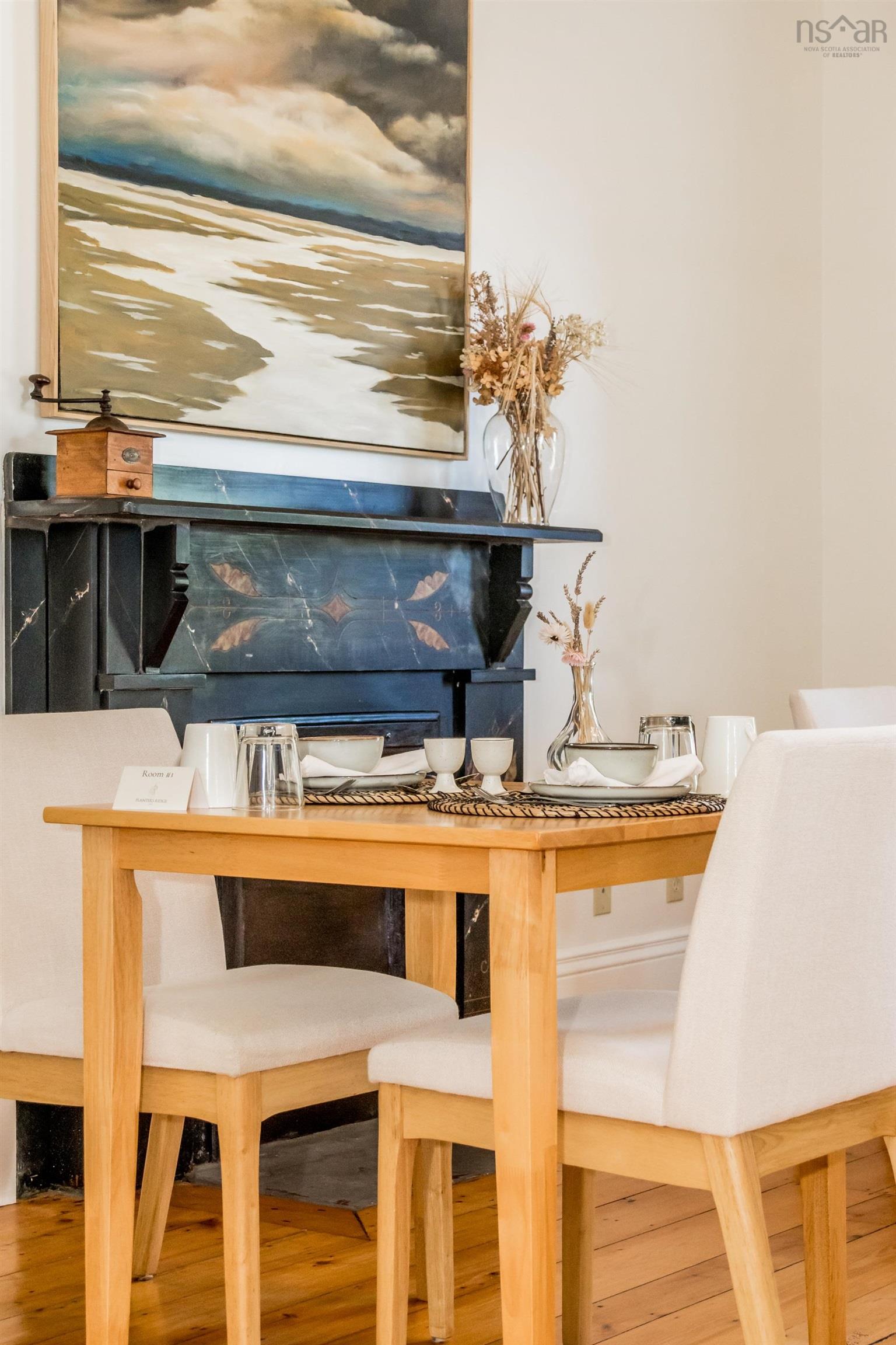 $4,000,000.00: 1441 Church Street, Port Williams