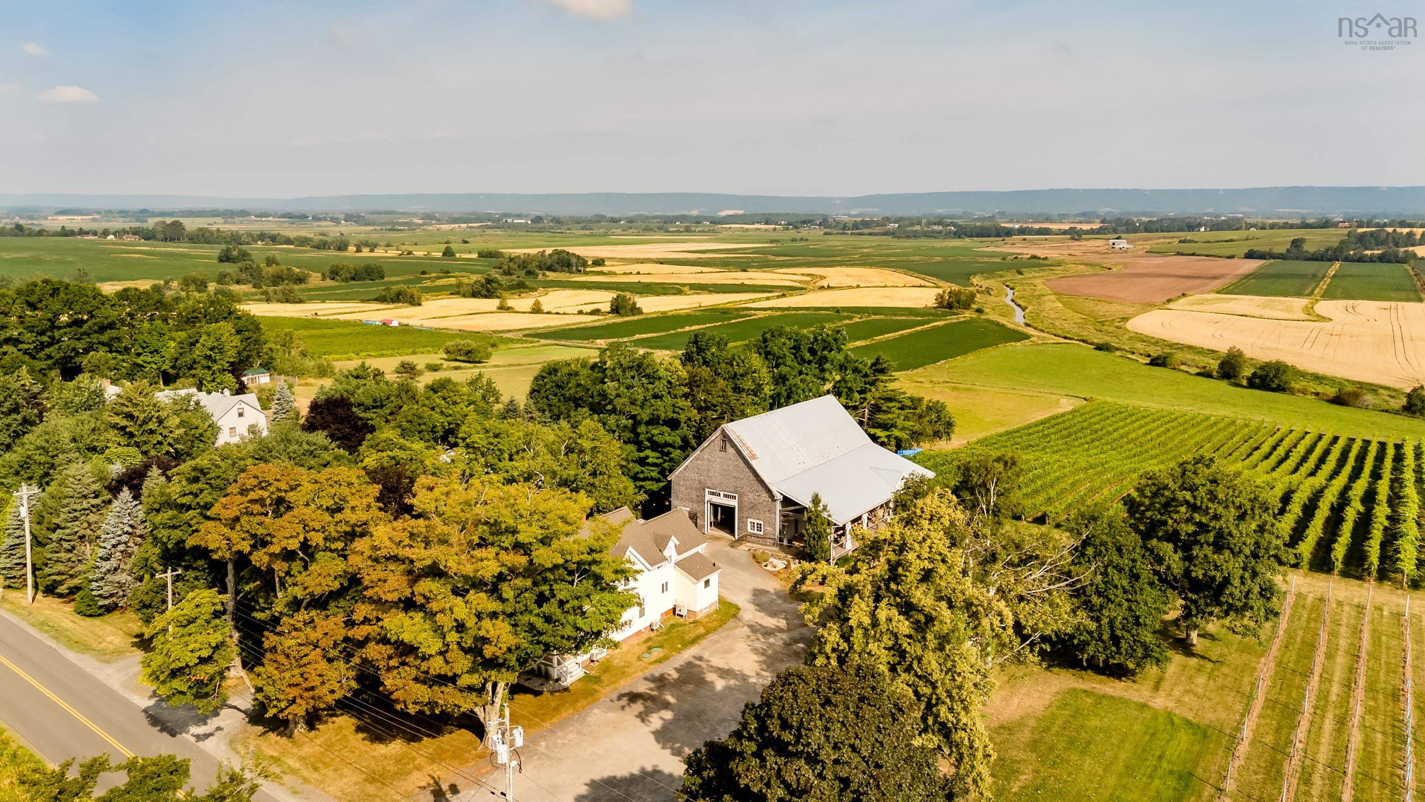 $4,000,000.00: 1441 Church Street, Port Williams