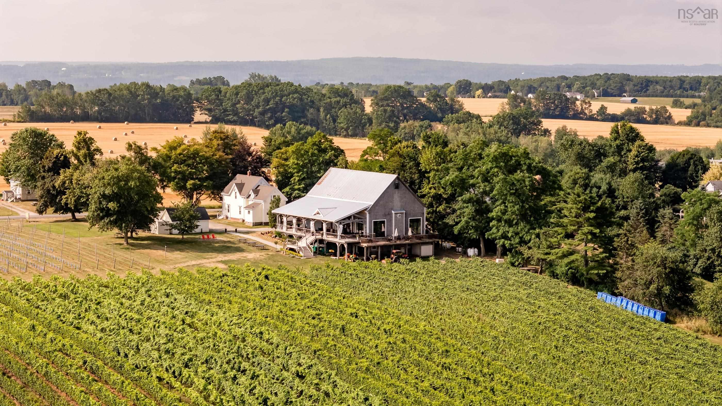 $4,000,000.00: 1441 Church Street, Port Williams