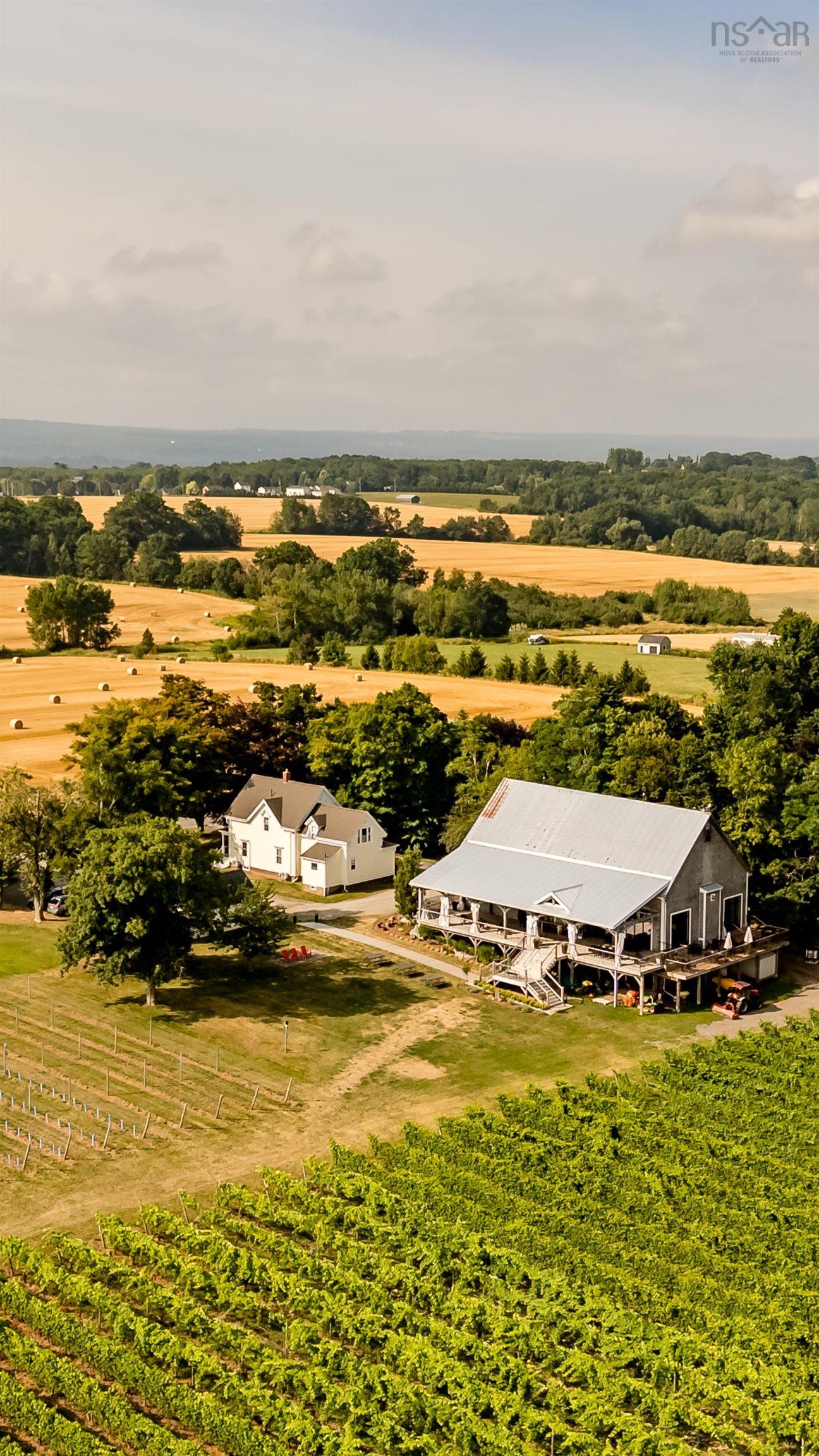 $4,000,000.00: 1441 Church Street, Port Williams