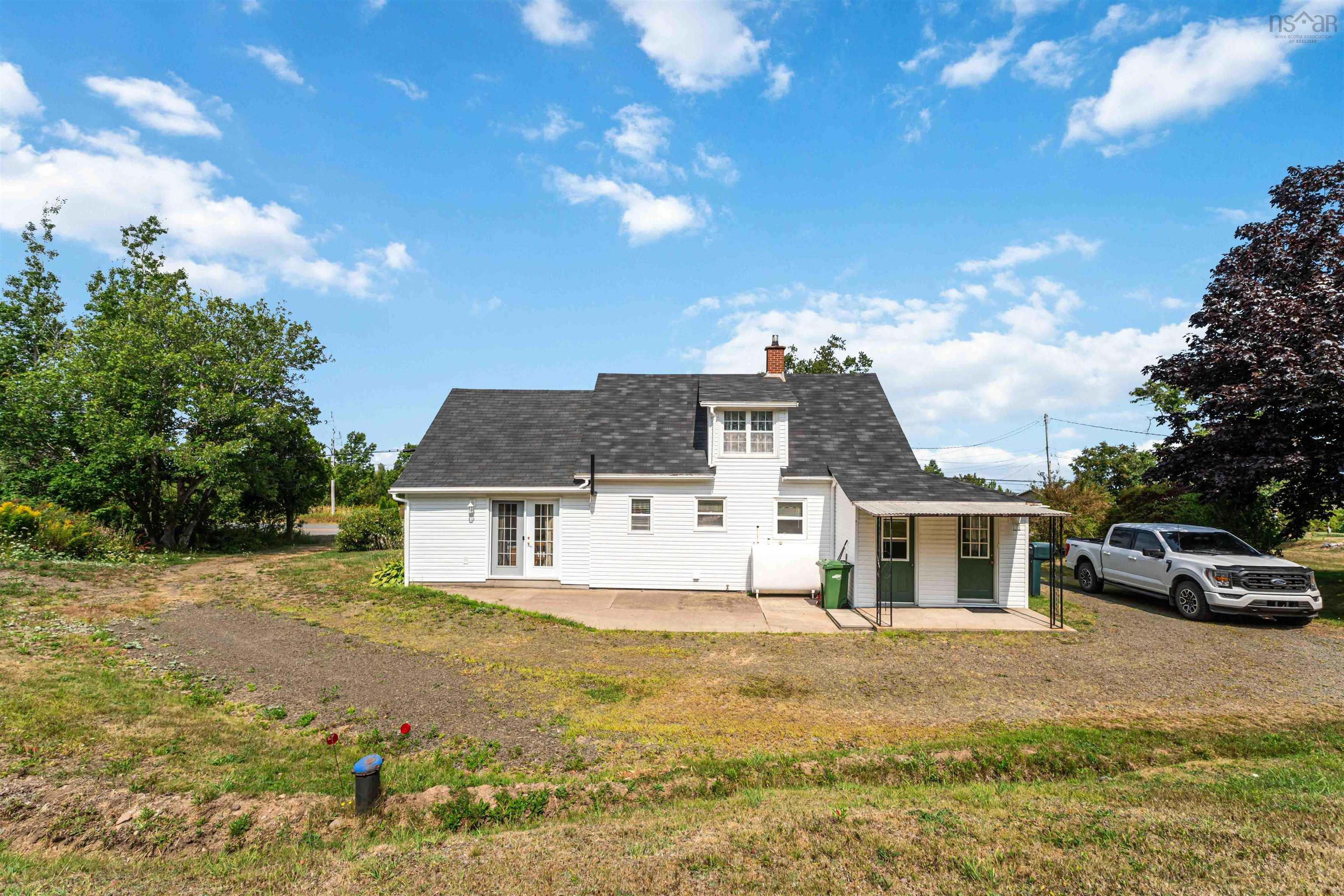 $359,000.00: 4634 Shore Road W, Parkers Cove