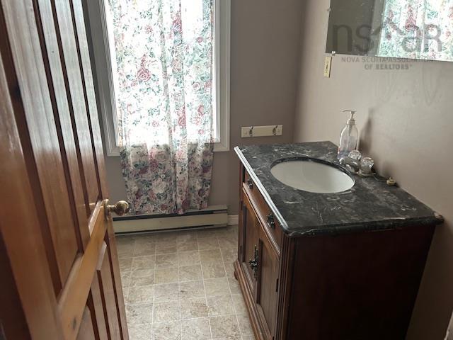 $81,500.00: 2381 276 Route, Giants Lake