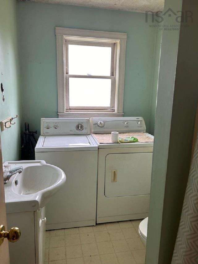 $81,500.00: 2381 276 Route, Giants Lake