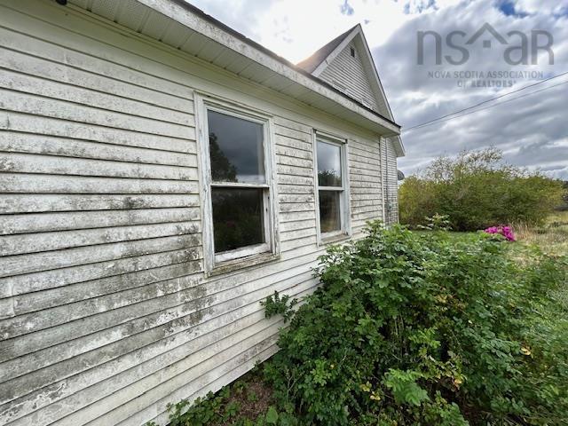 $81,500.00: 2381 276 Route, Giants Lake