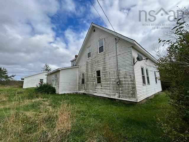 $81,500.00: 2381 276 Route, Giants Lake