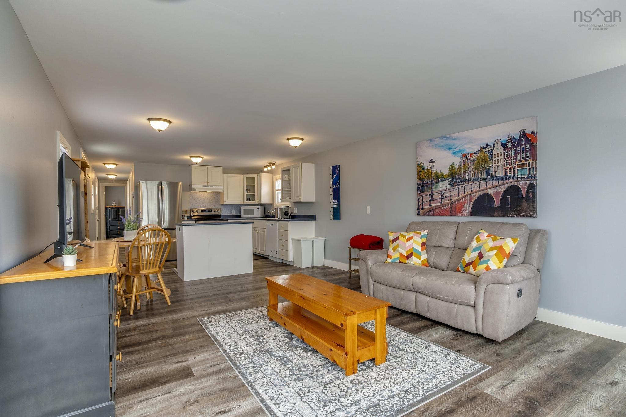 $215,000.00: 69 Birchill Drive, Eastern Passage