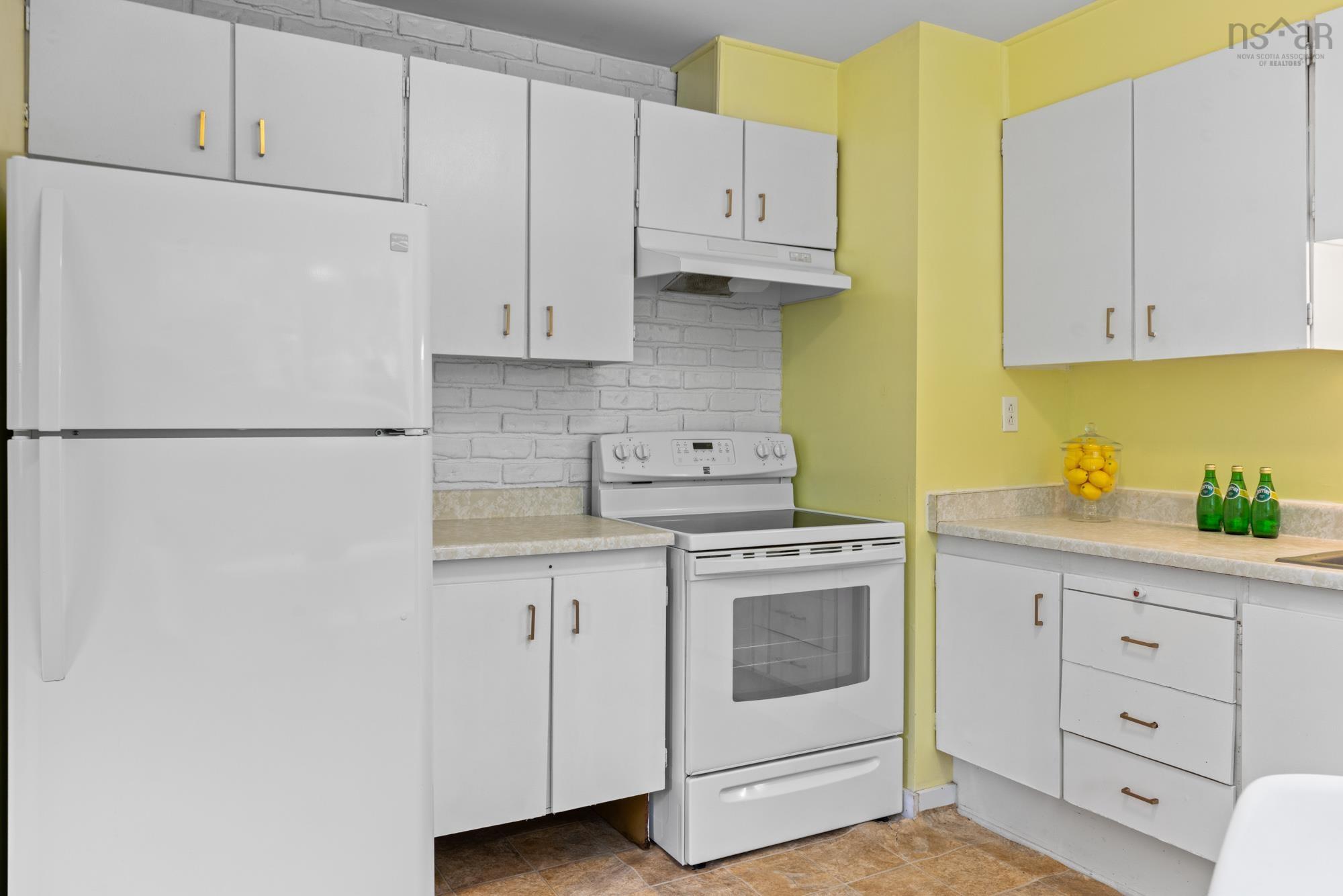 $349,900.00: 79 Rankin Drive, Lower Sackville