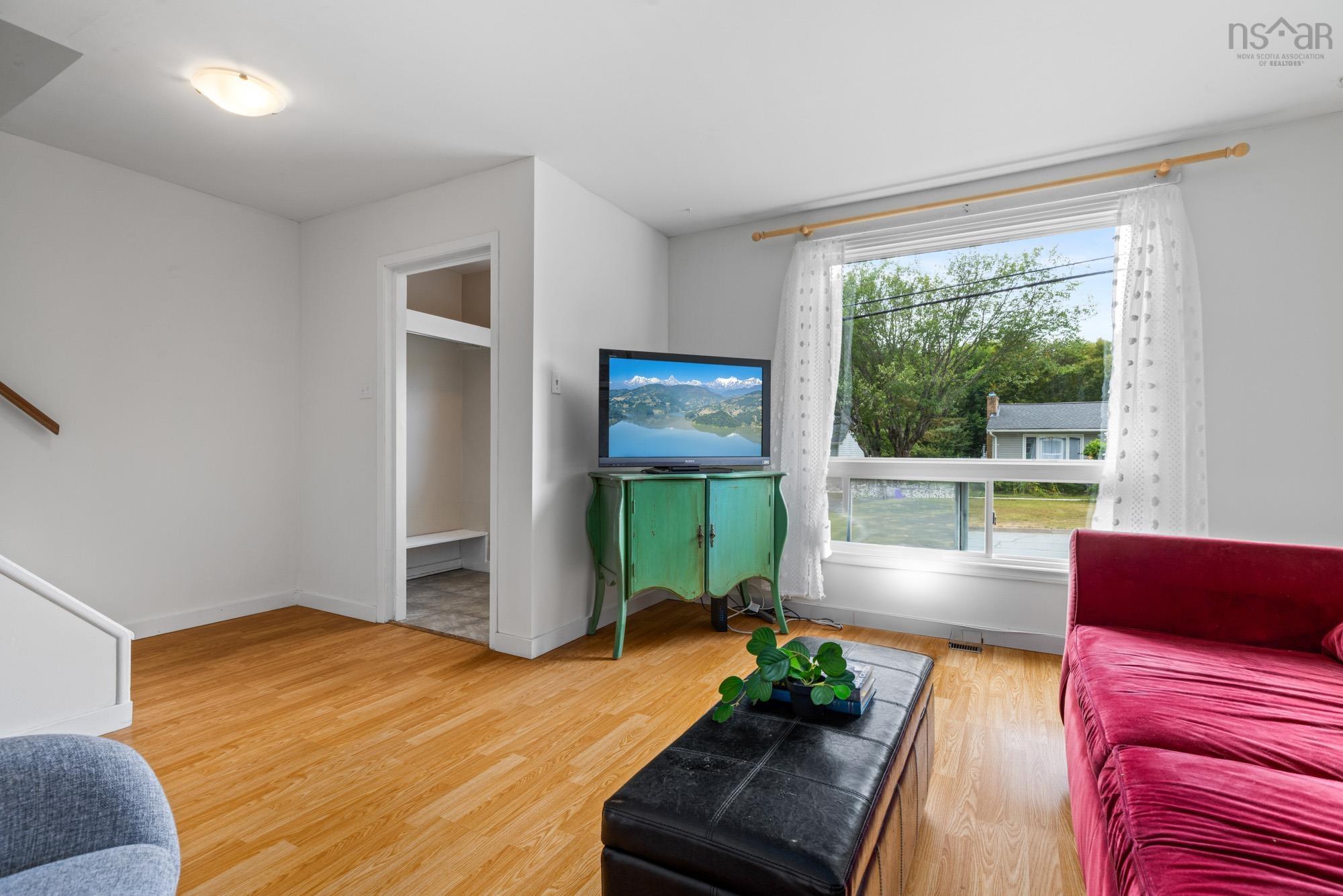 $349,900.00: 79 Rankin Drive, Lower Sackville