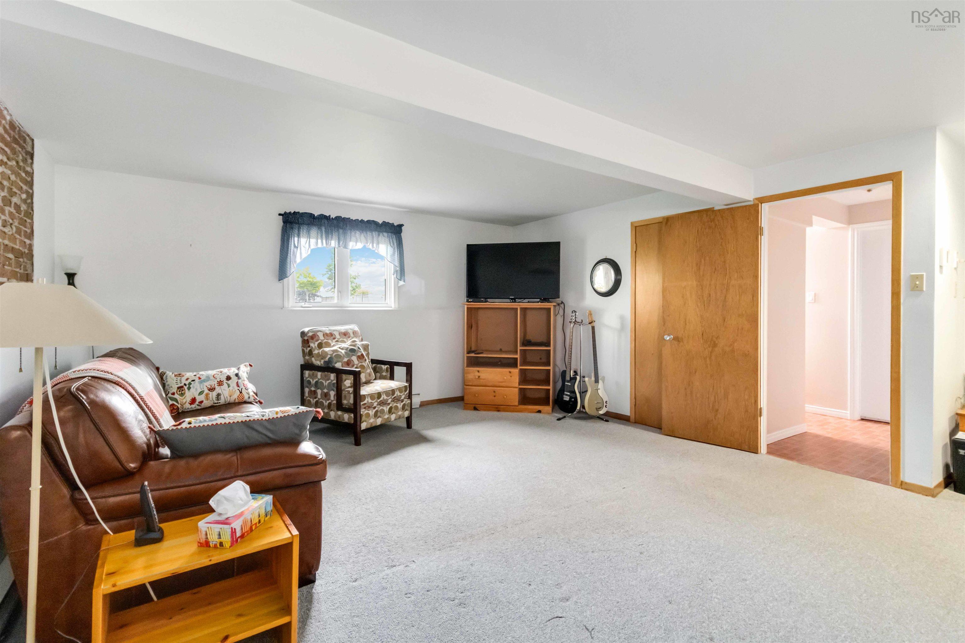 $524,900.00: 535 Cow Bay Road, Eastern Passage