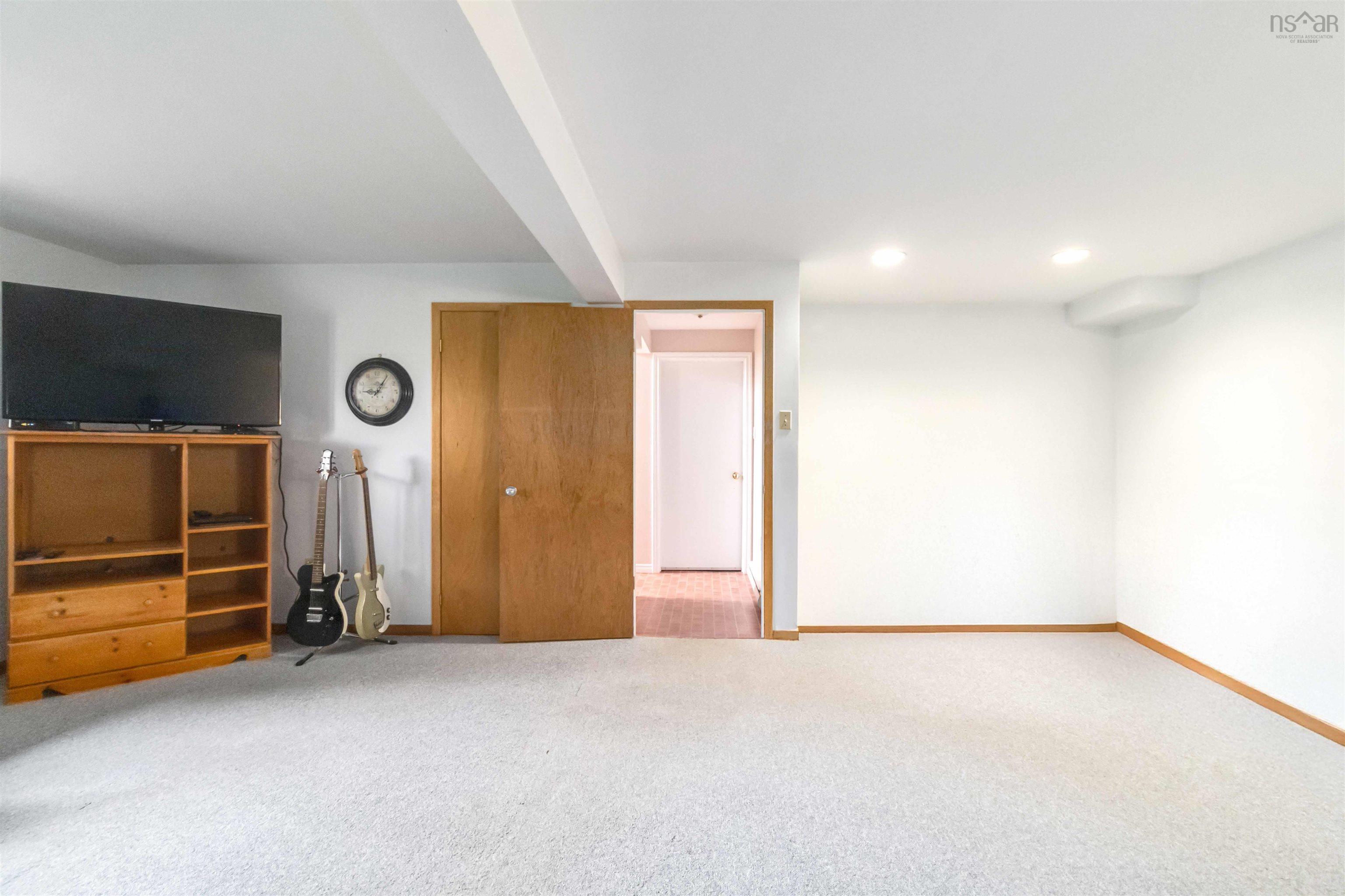 $524,900.00: 535 Cow Bay Road, Eastern Passage