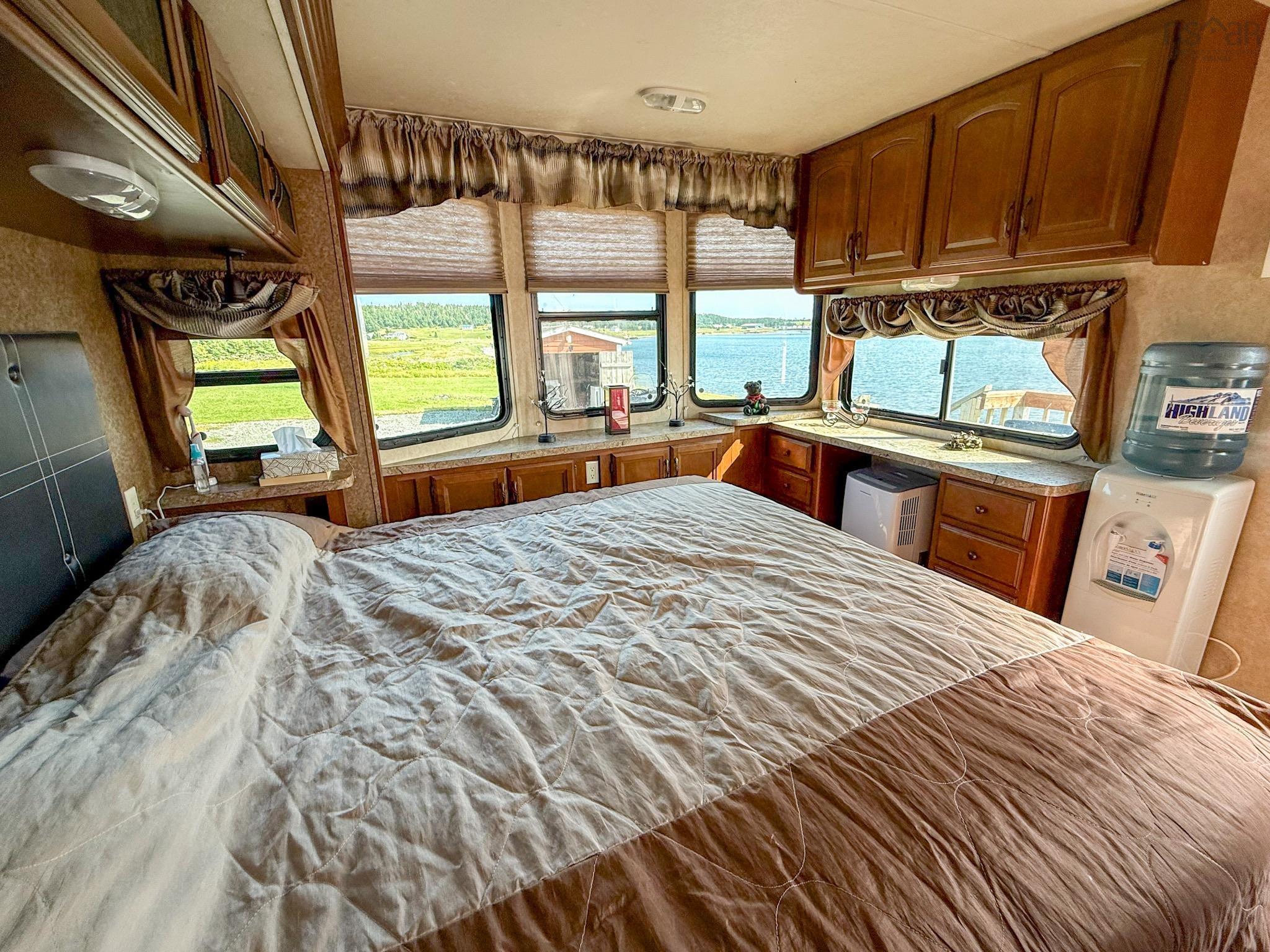 $289,000.00: Shore Road, Lower L