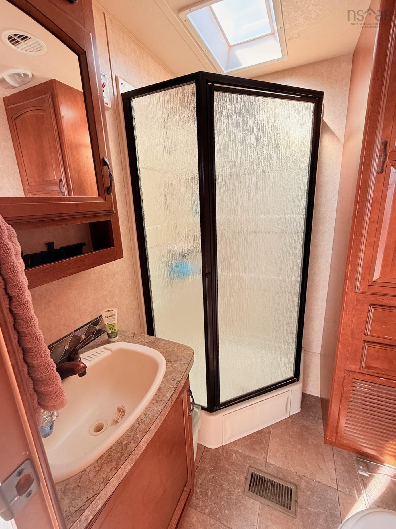 $289,000.00: Shore Road, Lower L