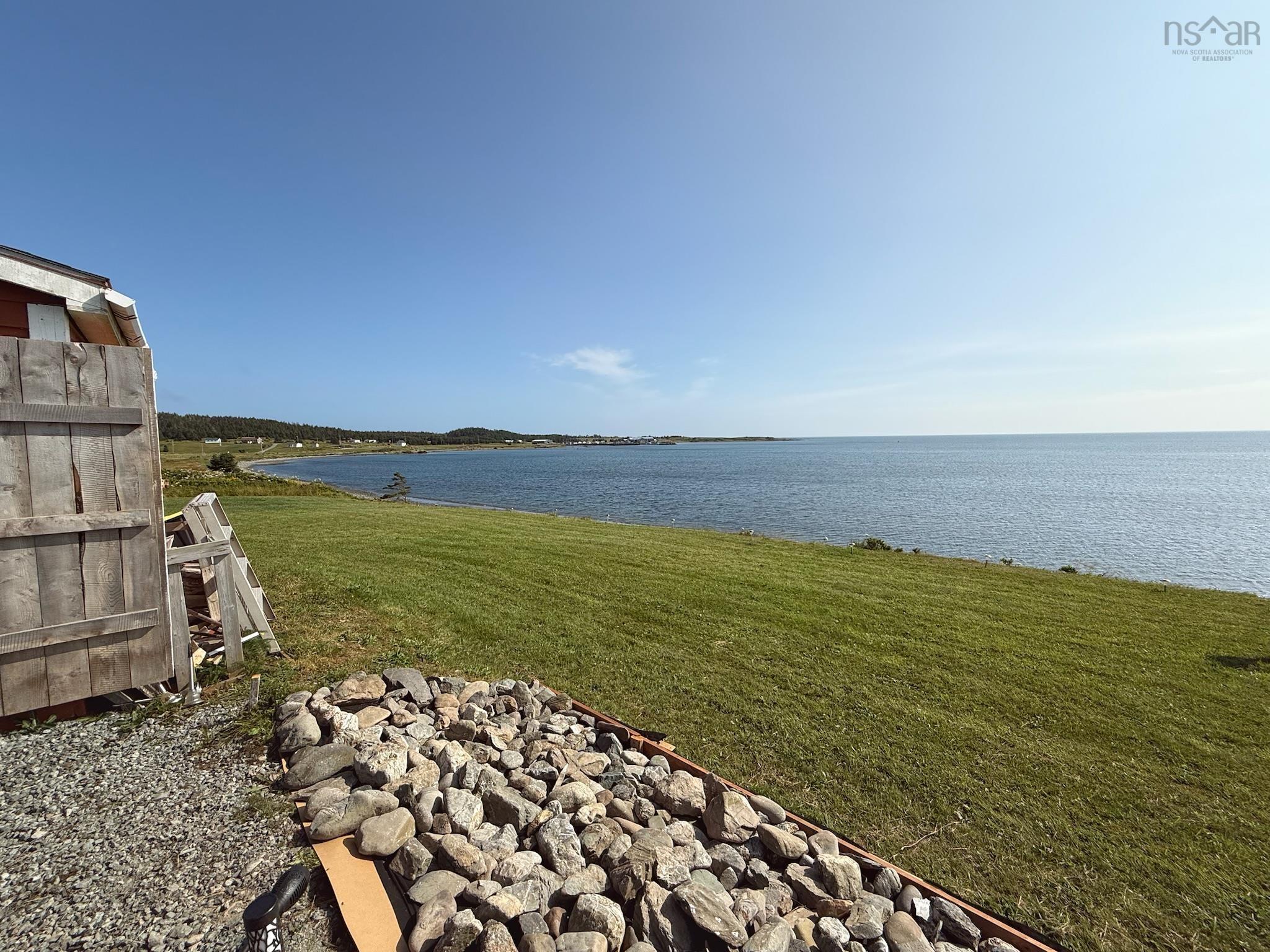 $289,000.00: Shore Road, Lower L