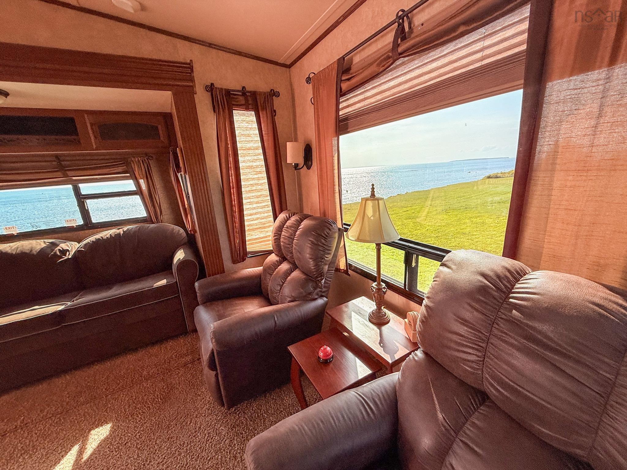 $289,000.00: Shore Road, Lower L