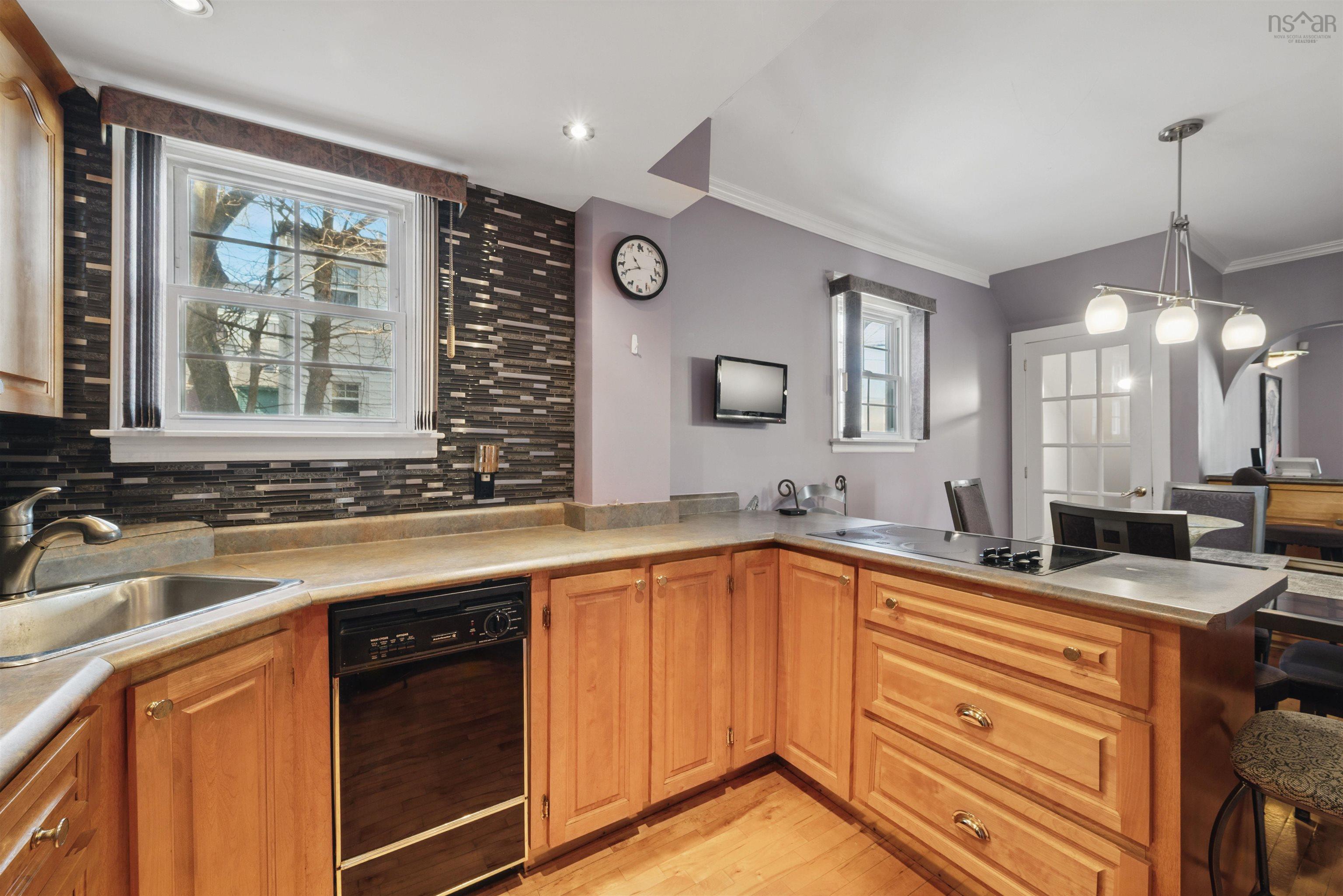 5526 Charles Street, Halifax, NS (MLS 202520713)