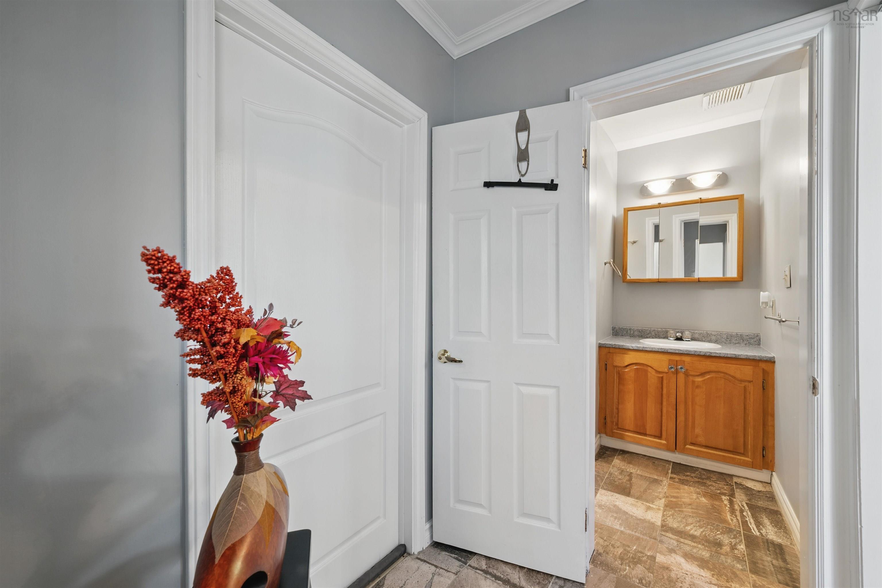 5526 Charles Street, Halifax, NS (MLS 202520713)