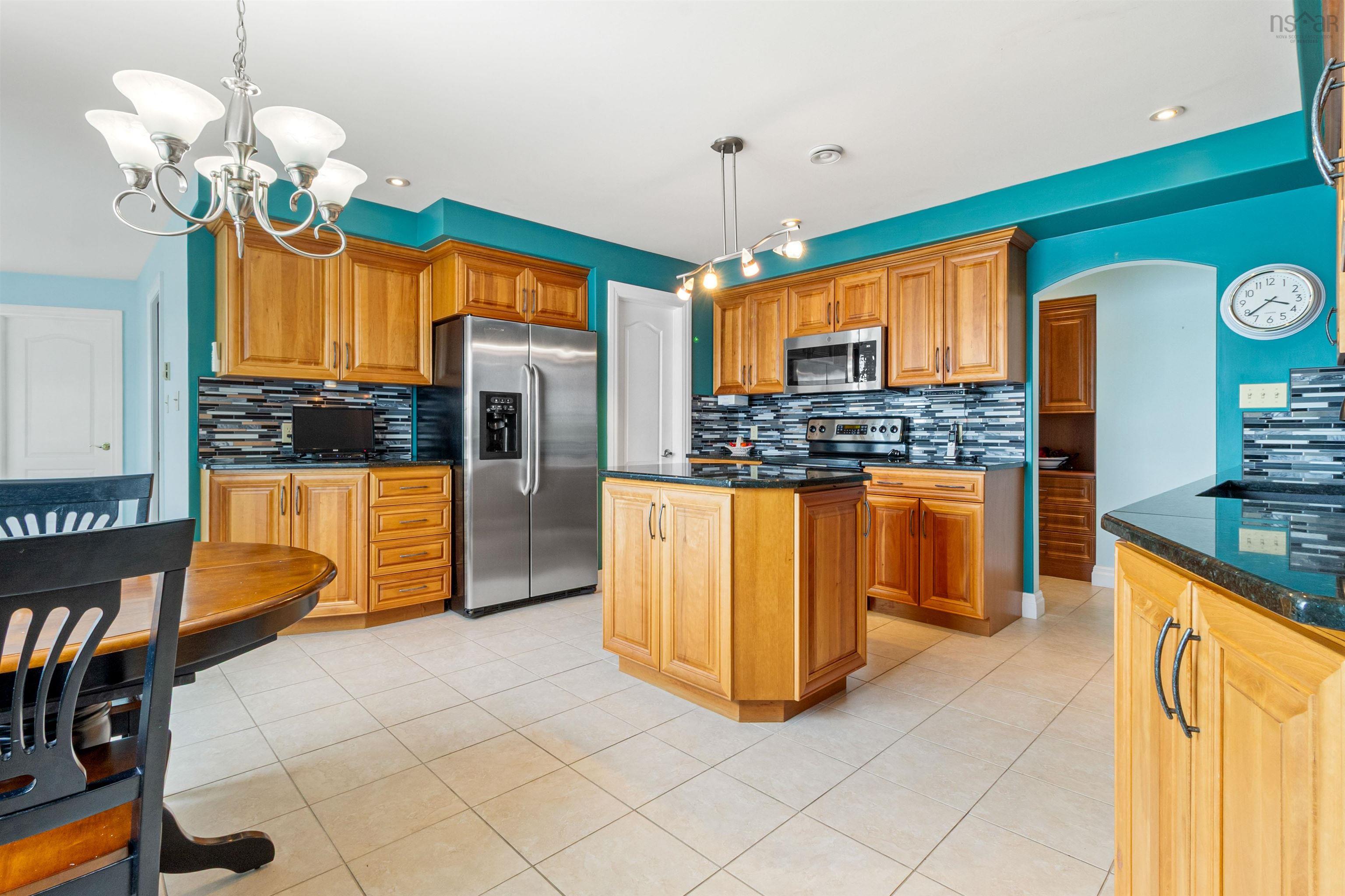 385 Lakeview Avenue, Middle Sackville, NS (MLS 202520715)