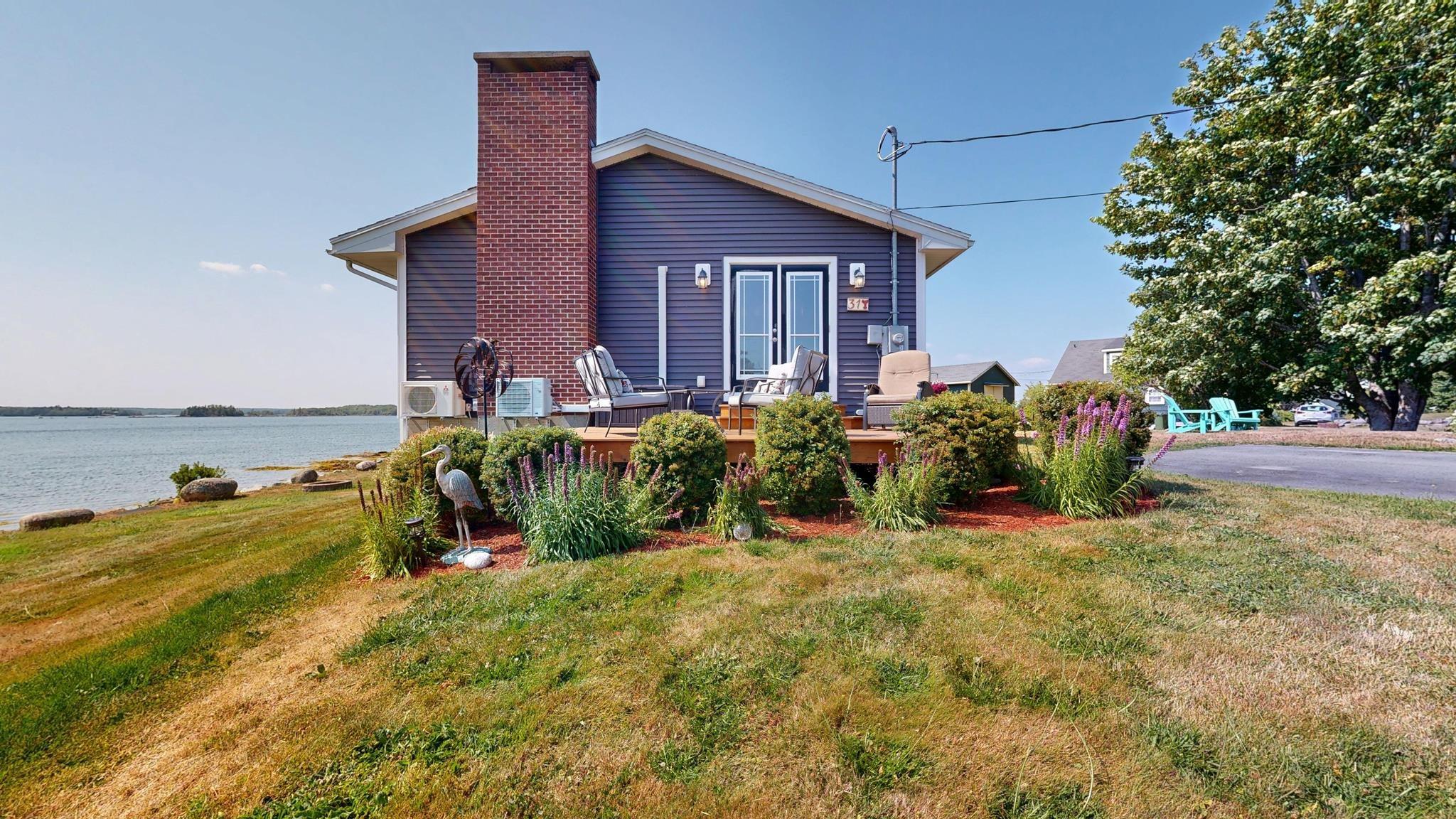 $665,000.00: 31 Medway Street, Port Medway