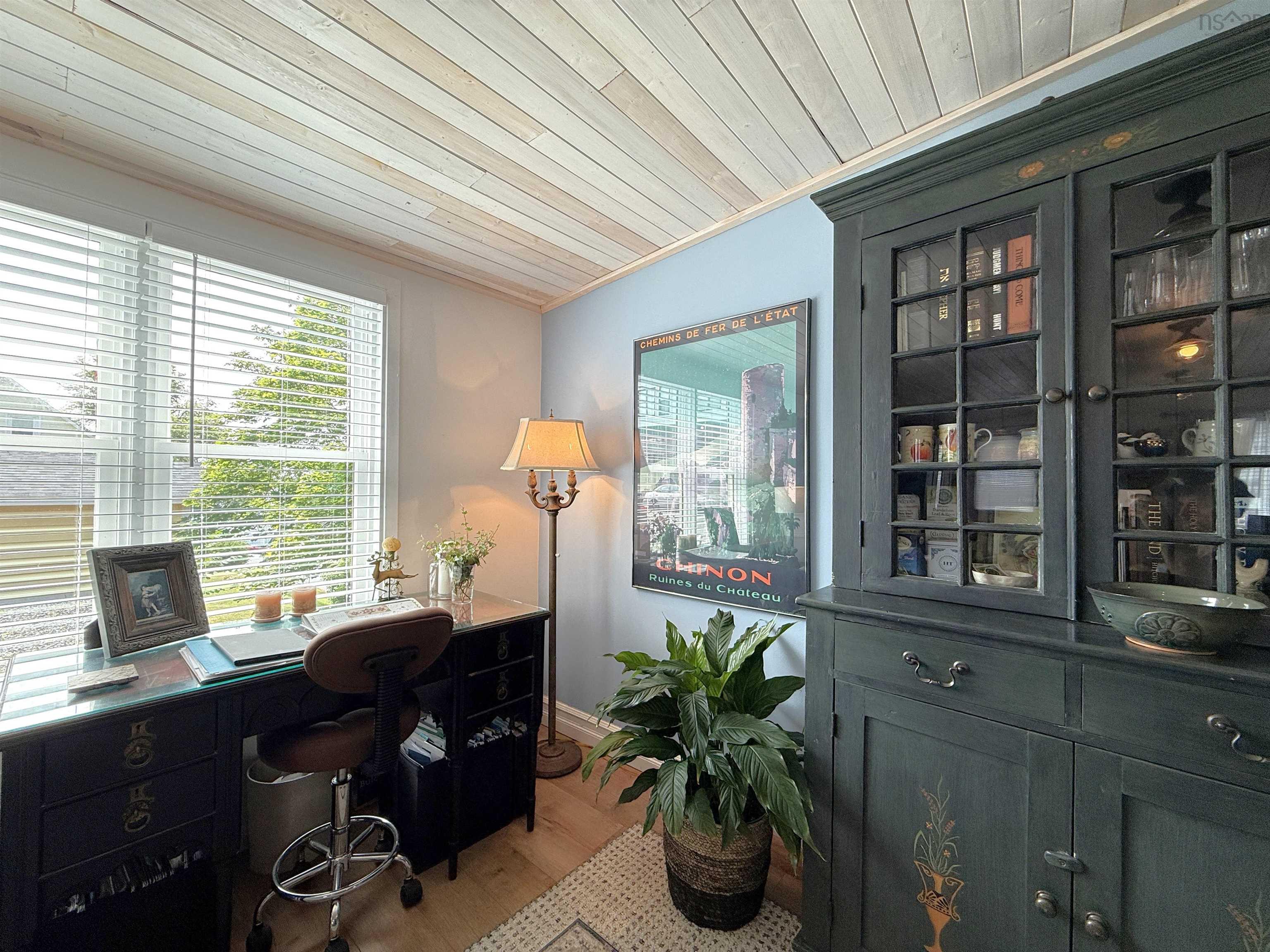 $324,900.00: 10 Pelham Street, Lunenburg