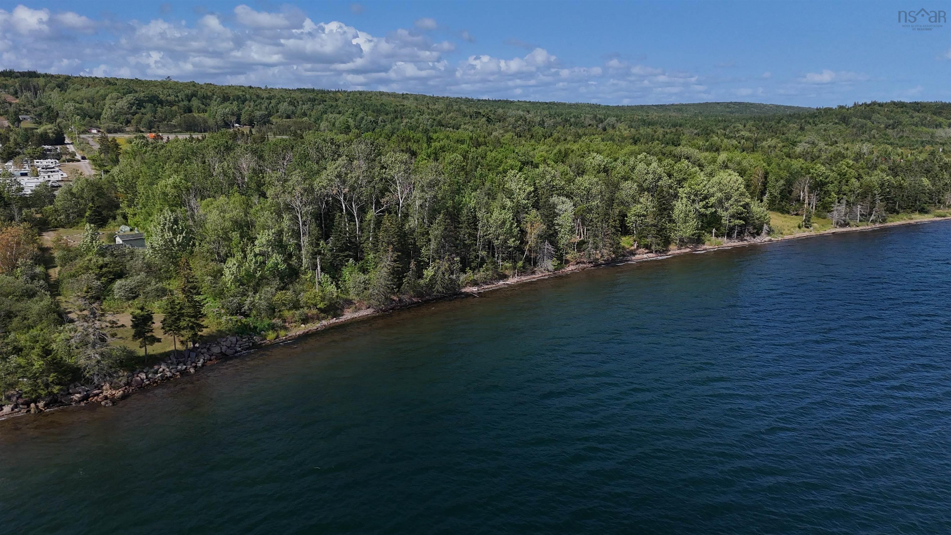 $157,500.00: 23-1 105 Highway, Baddeck Inlet