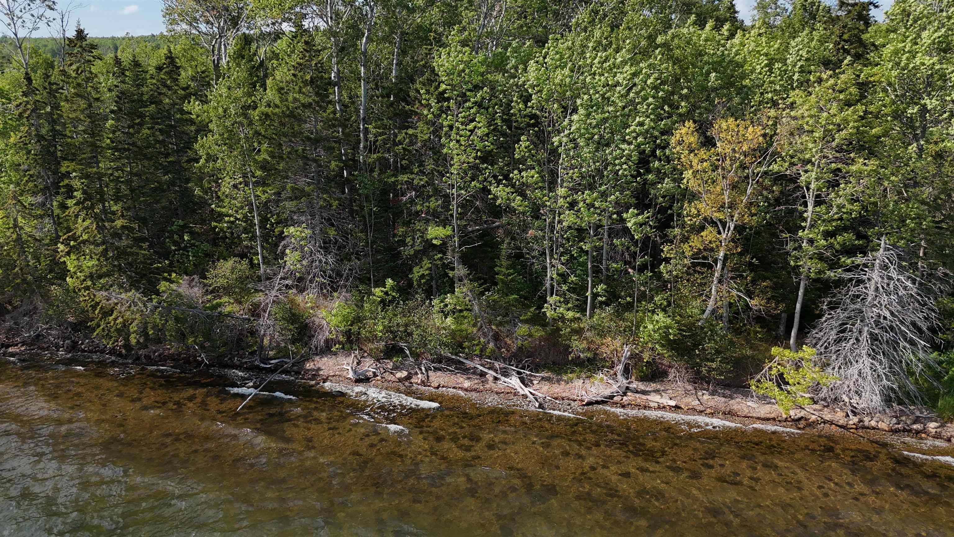 $157,500.00: 23-1 105 Highway, Baddeck Inlet