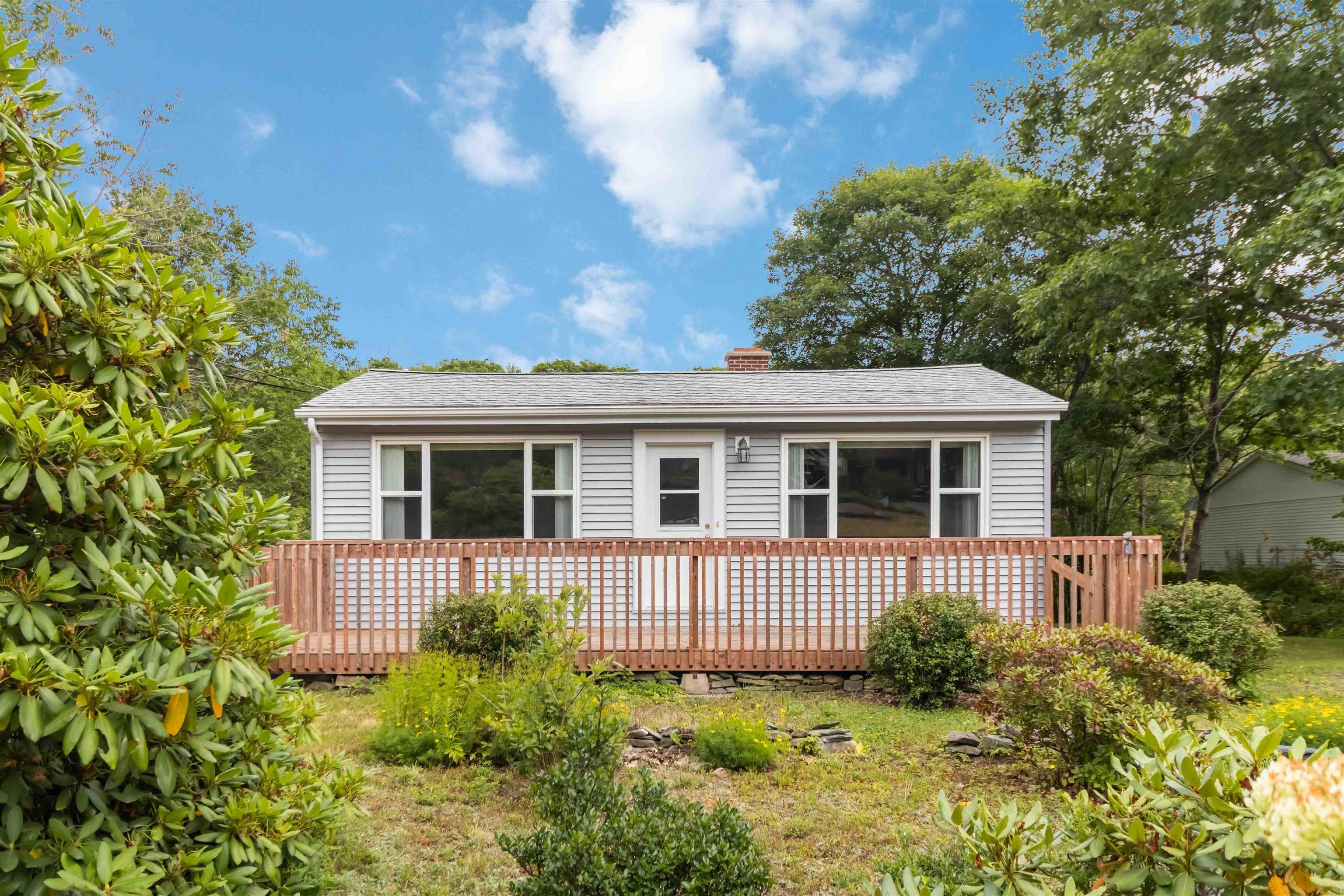 409 Rocky Lake Drive, Bedford, NS (MLS 202520739)